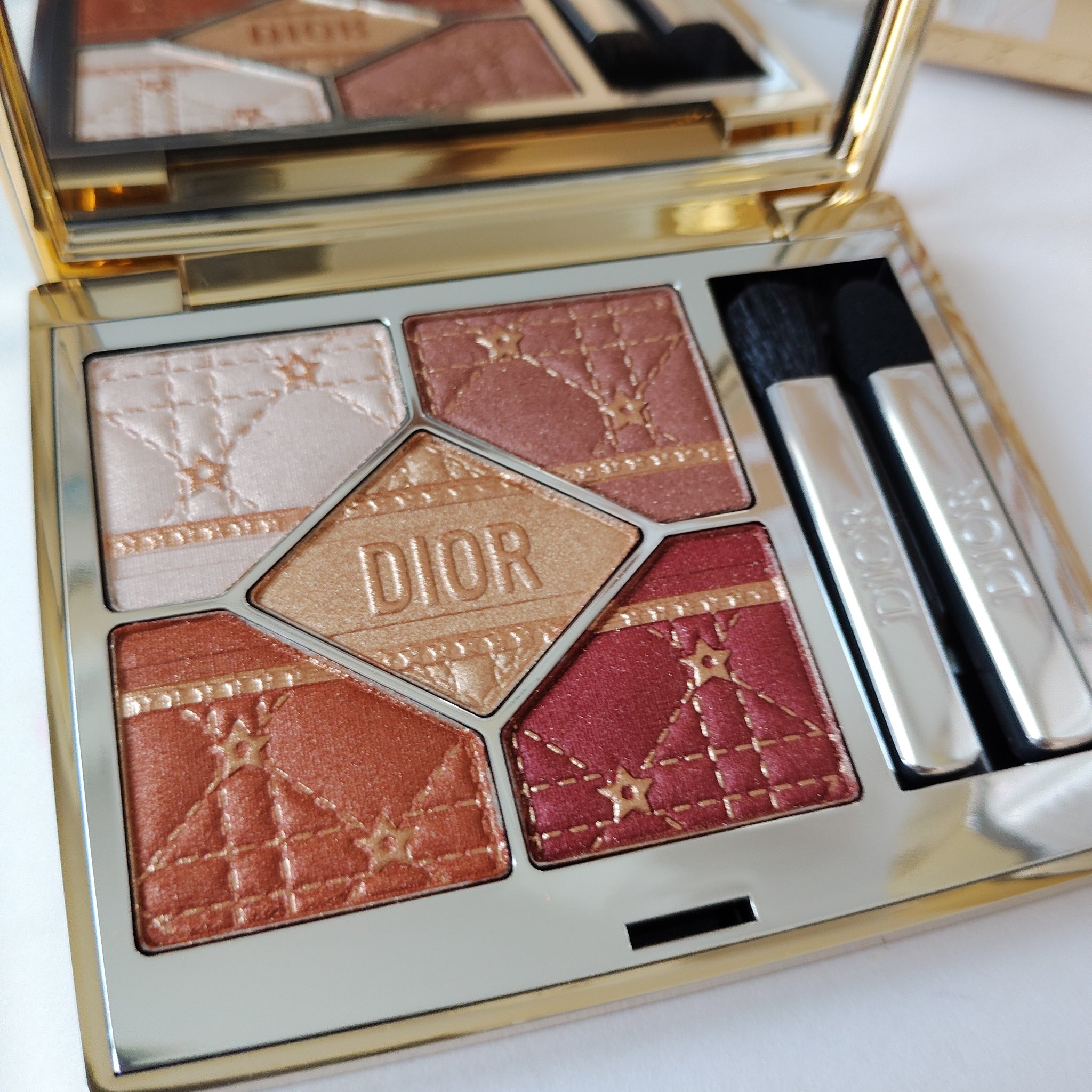 ディオールショウ サンク クルール（ホリデーコレクション 2025 限定品）/Dior/アイシャドウを使ったクチコミ（2枚目）