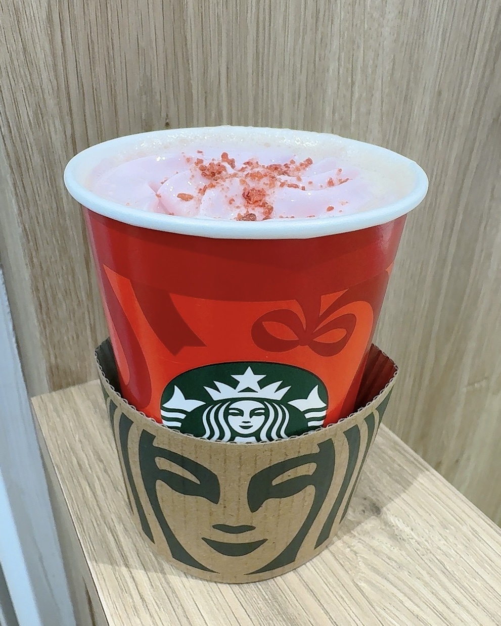 ストロベリー ムース & ジョイフルメドレー  ティー ラテ/スターバックス リザーブ/その他ドリンクを使ったクチコミ（1枚目）