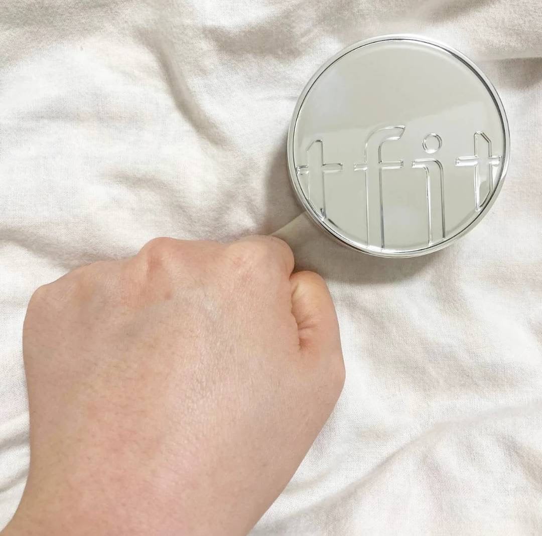 トランスルーセントセットエッセンシャルパウダー/TFIT/ルースパウダーを使ったクチコミ(3枚目)