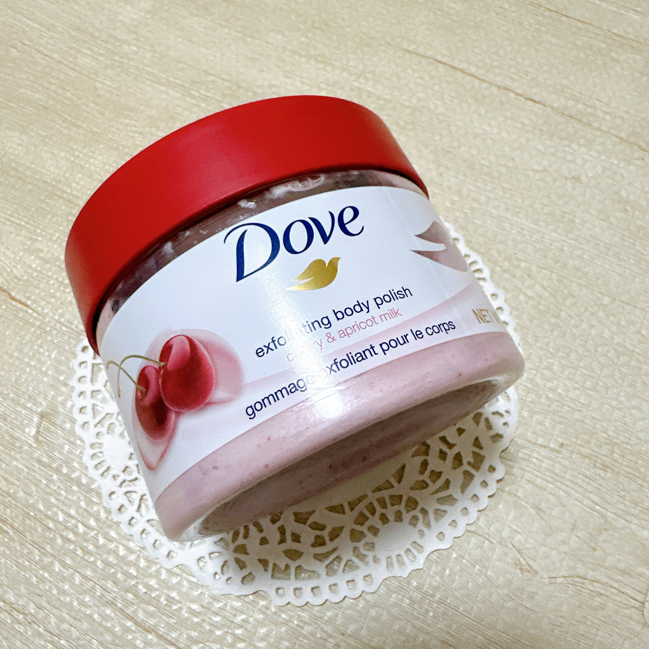 ダヴ ふわとろ　クリーミースクラブ チェリー＆アプリコットミルク/ダヴ/ボディスクラブを使ったクチコミ（2枚目）