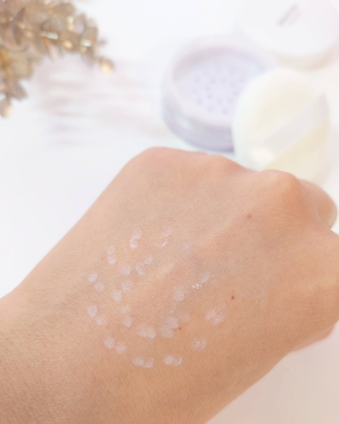 モイストラボ ルースパウダー/Moist Labo/ルースパウダーを使ったクチコミ(3枚目)