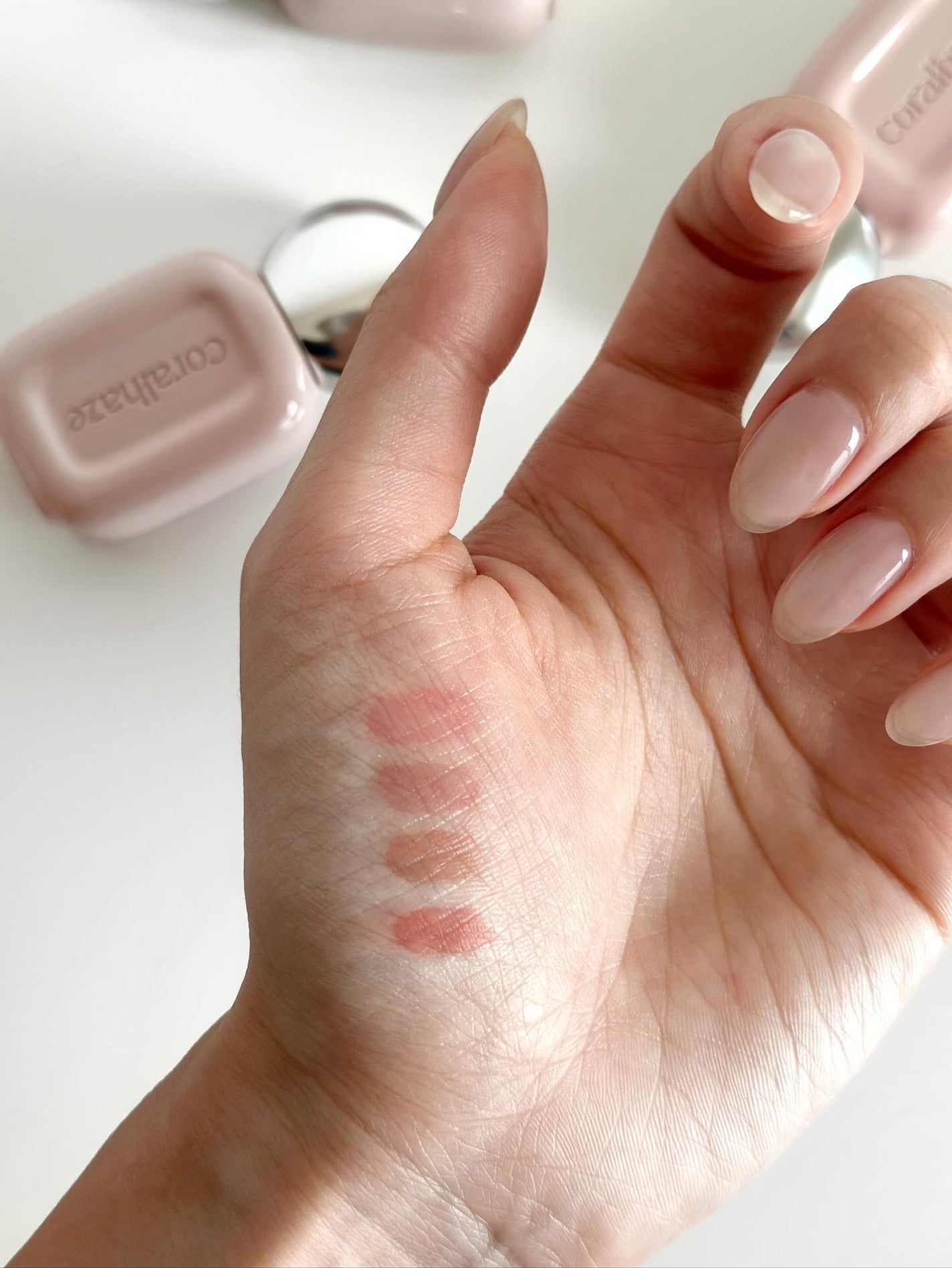 ナチュラル美人になりたい女 on LIPS 「【魅惑の水膜リップ】・coralhazeデュードロップティント..」(6枚目)