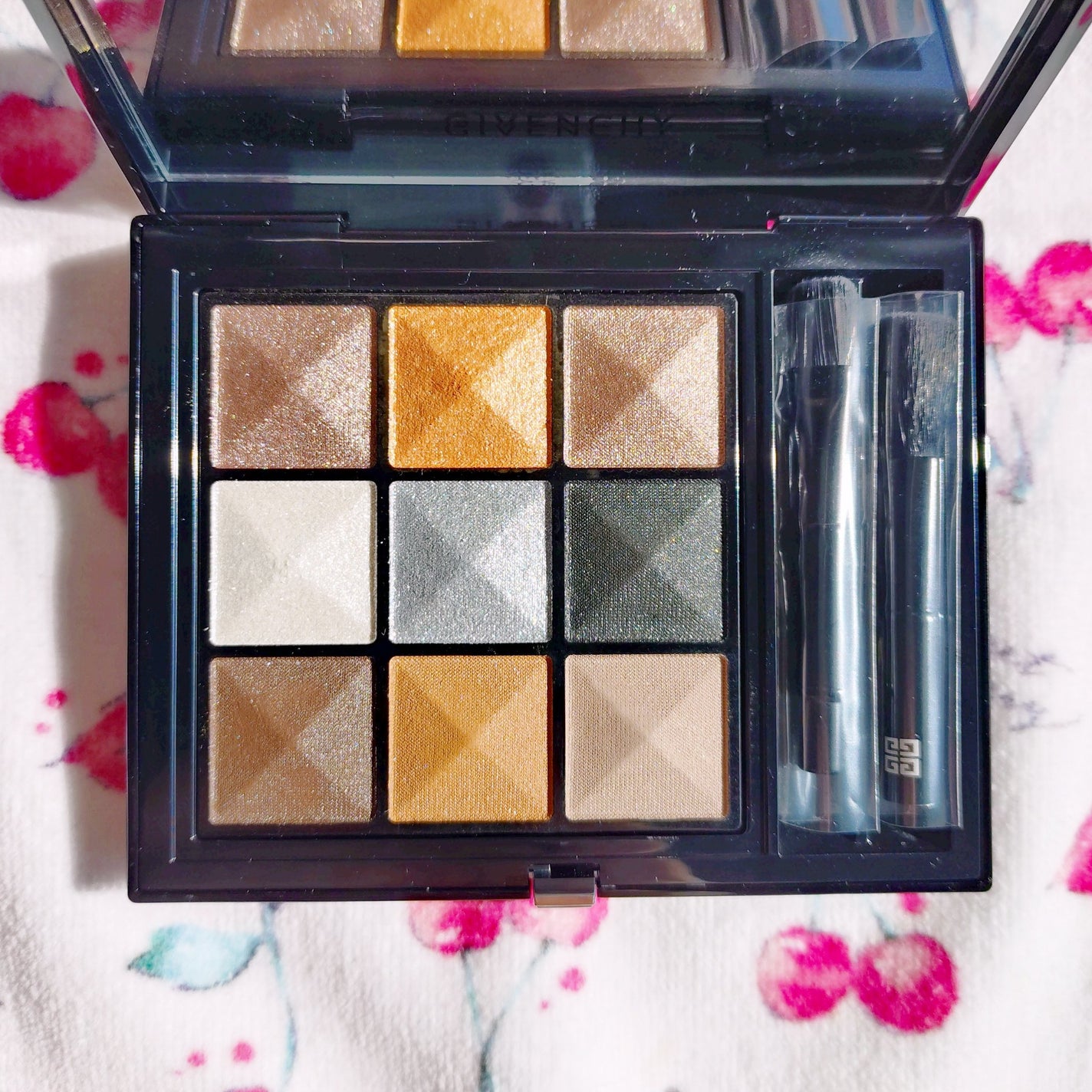 ル・ヌフ・ジバンシイ/GIVENCHY/アイシャドウパレットを使ったクチコミ(1枚目)