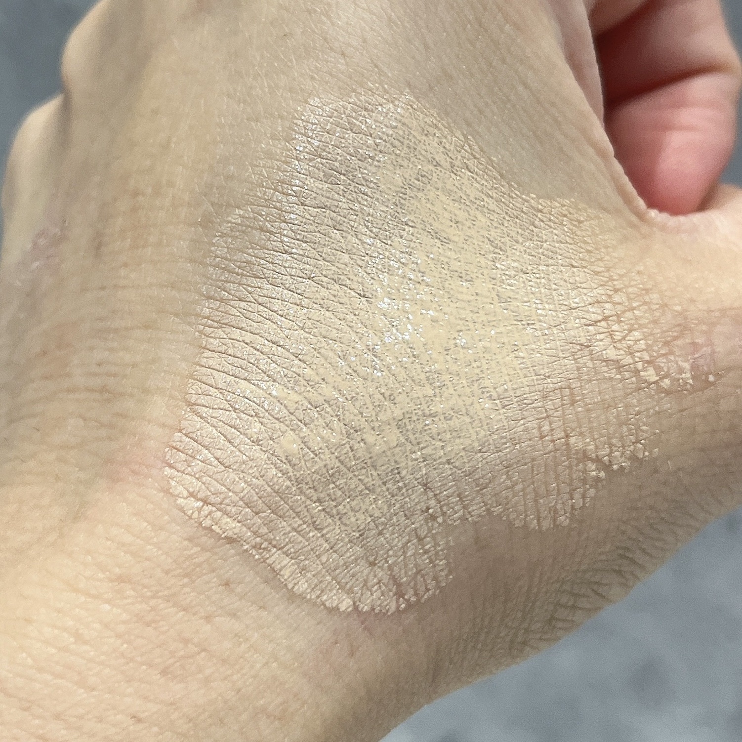 エッセンシャル スキン ヌーダー クッション/JUNG SAEM MOOL/クッションファンデーションを使ったクチコミ（3枚目）