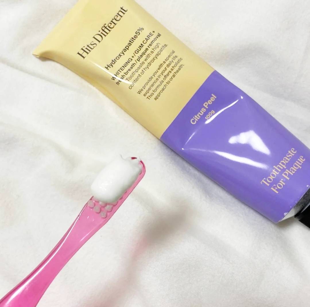 ヒッツディファレント　トゥースペースト　フォー　プラーク/Hits Different/歯磨き粉を使ったクチコミ（2枚目）