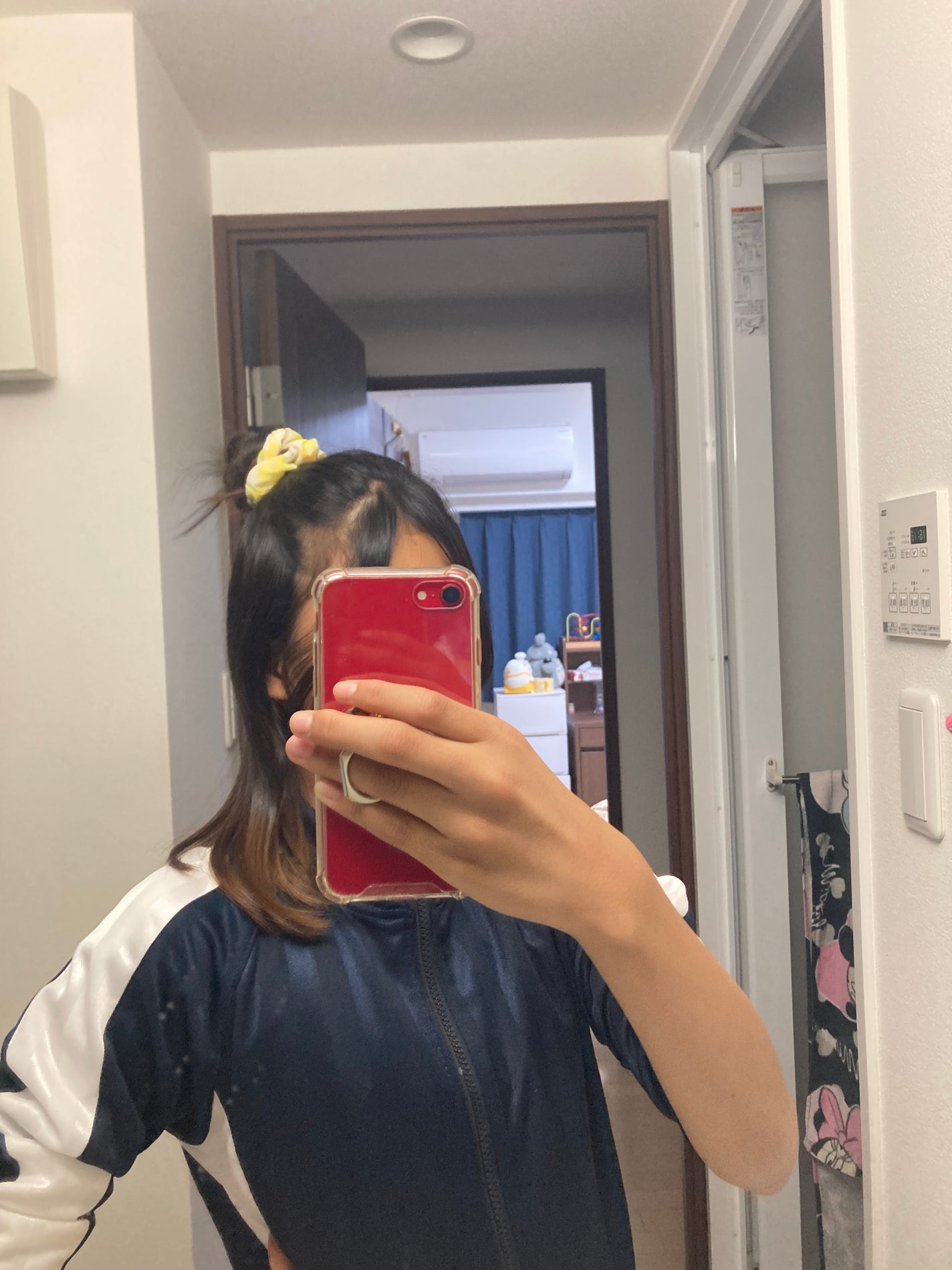 志保未 on LIPS 「私が今めっちゃハマってる髪型です!2.3分でできたからめっちゃ..」(1枚目)