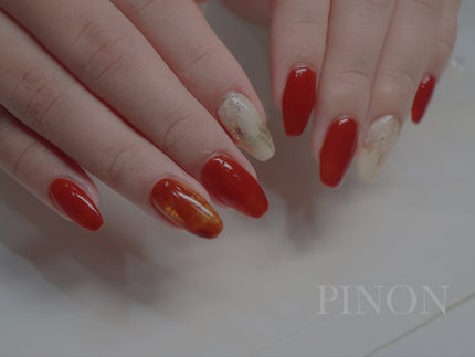 shino on LIPS 「simplecourseべっ甲ネイル☺︎クリア感のあるカラー秋..」(1枚目)