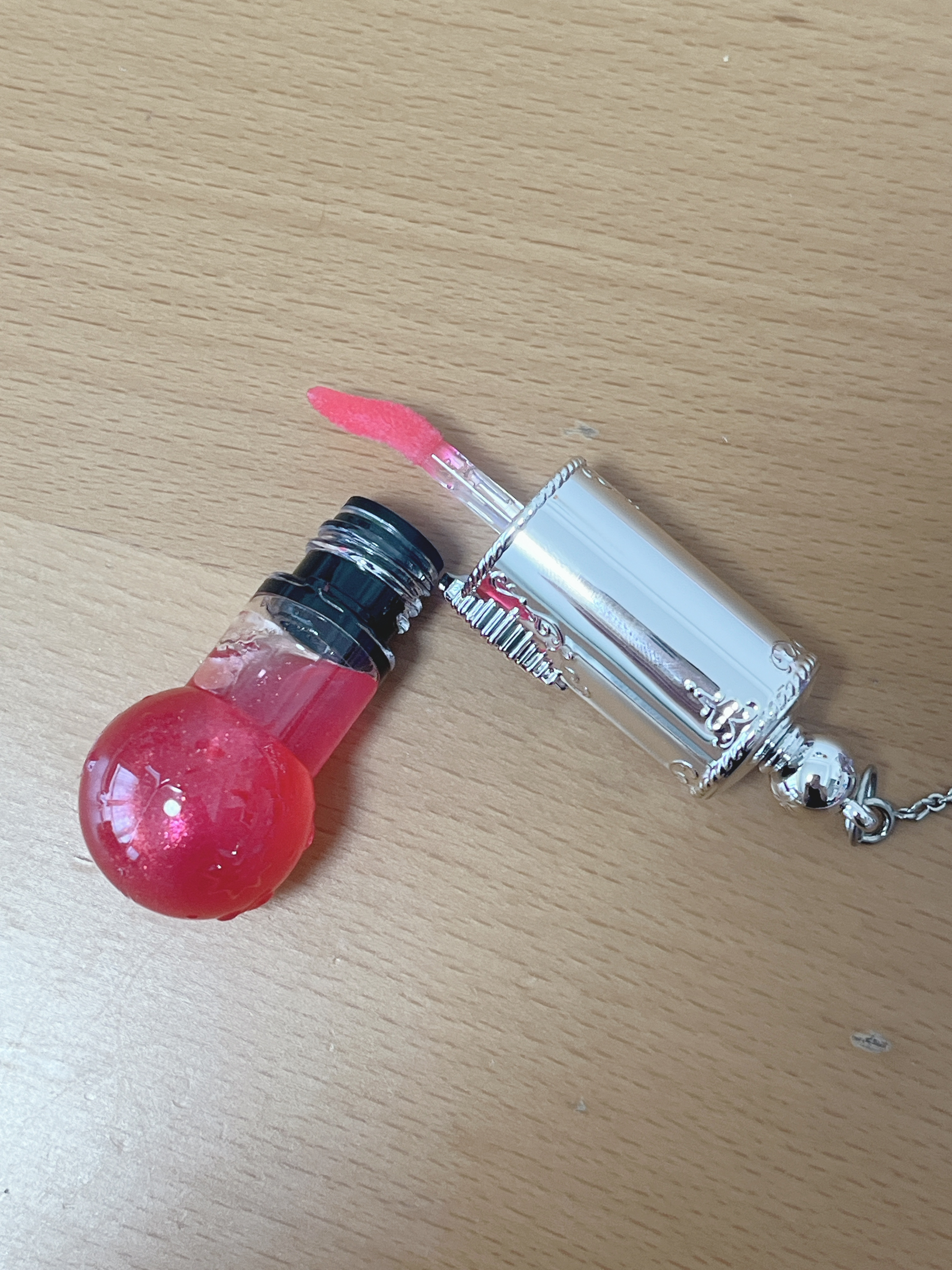 ステラーチャーム　リップオイル/JILL STUART/口紅を使ったクチコミ（2枚目）