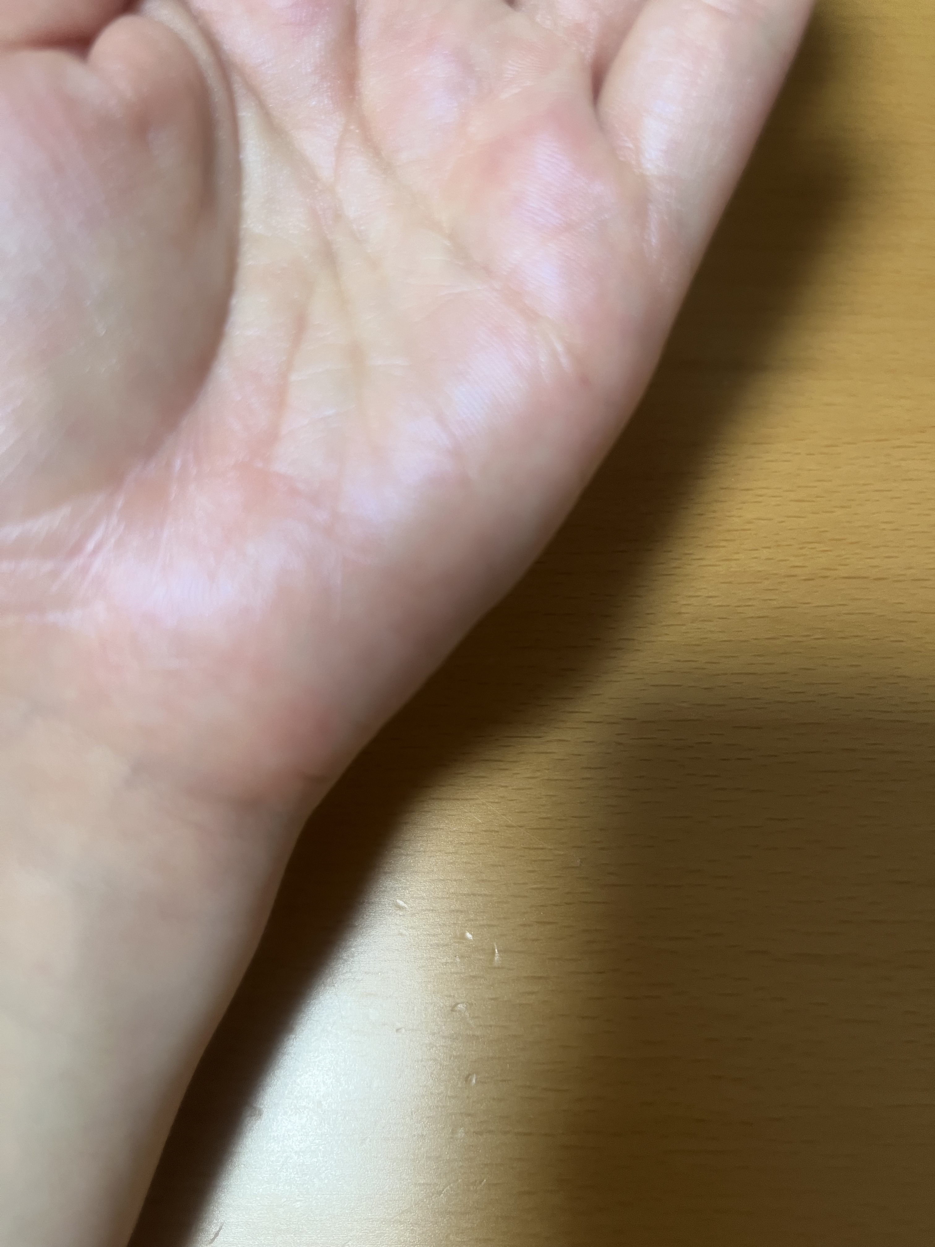 ビオレUV　アクアリッチ　アクアハイライトローション（水層ハイライトUV）/ビオレ/日焼け止めローションを使ったクチコミ（3枚目）