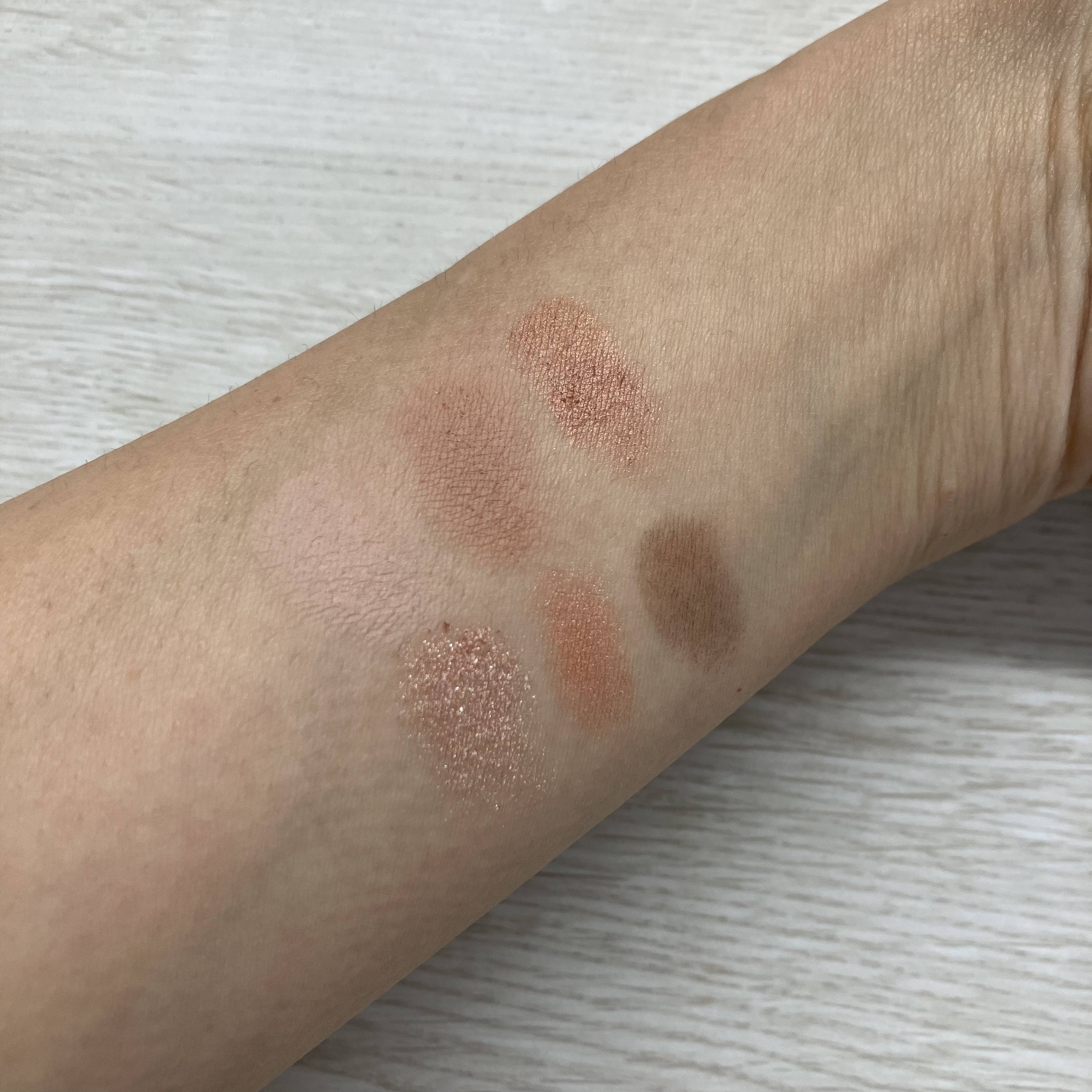 アイカラーパレット/heme/アイシャドウパレットを使ったクチコミ（3枚目）