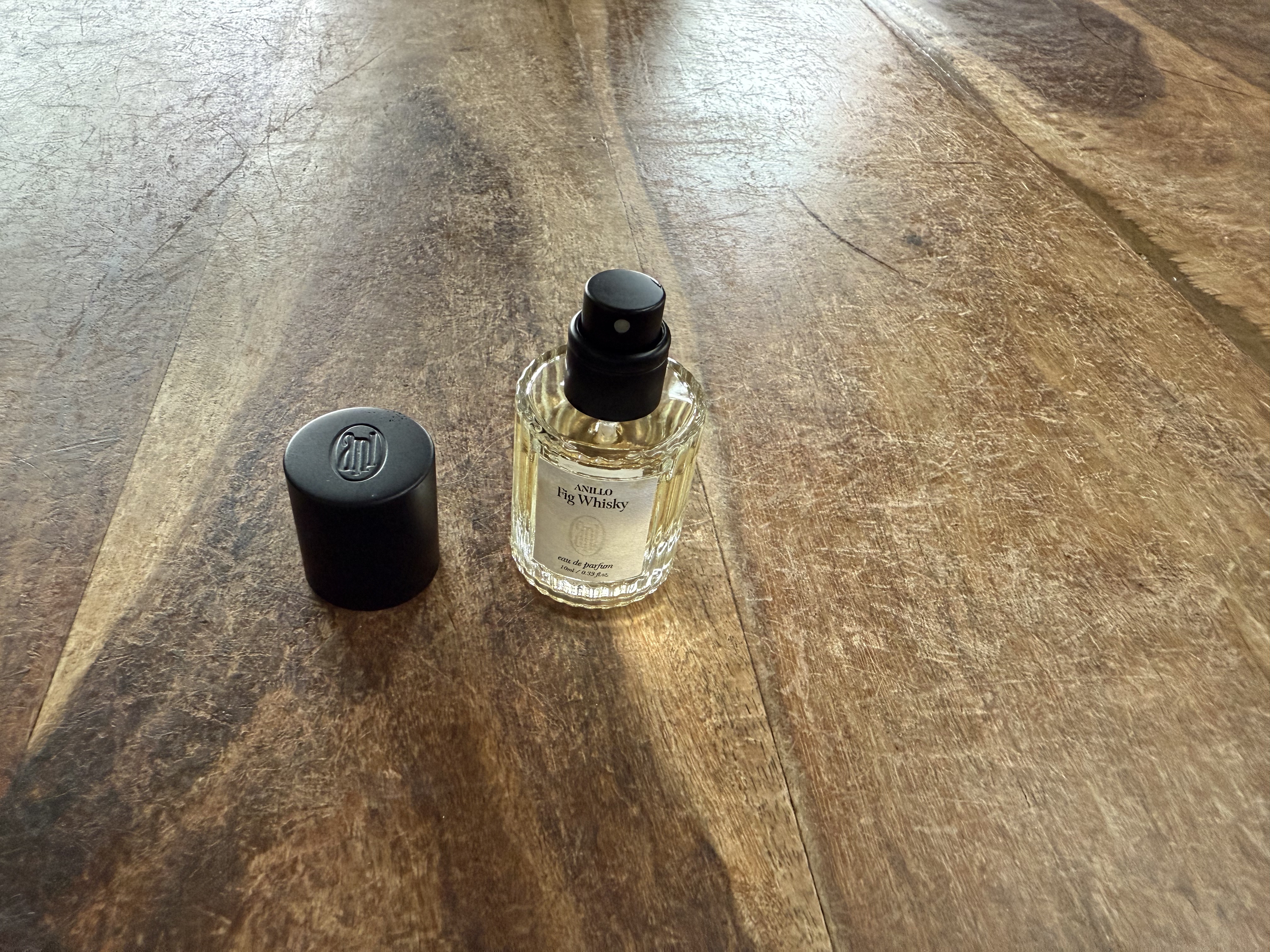 試してみた】オードパルファム Fig Whisky ANILLOのリアルな