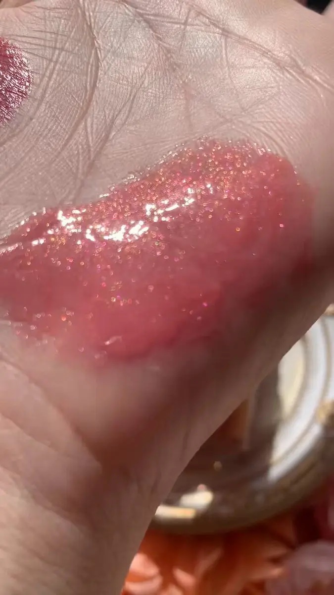 YSL ラブシャイン キャンディグレーズ/YVES SAINT LAURENT BEAUTE/口紅を使ったクチコミ（2枚目）