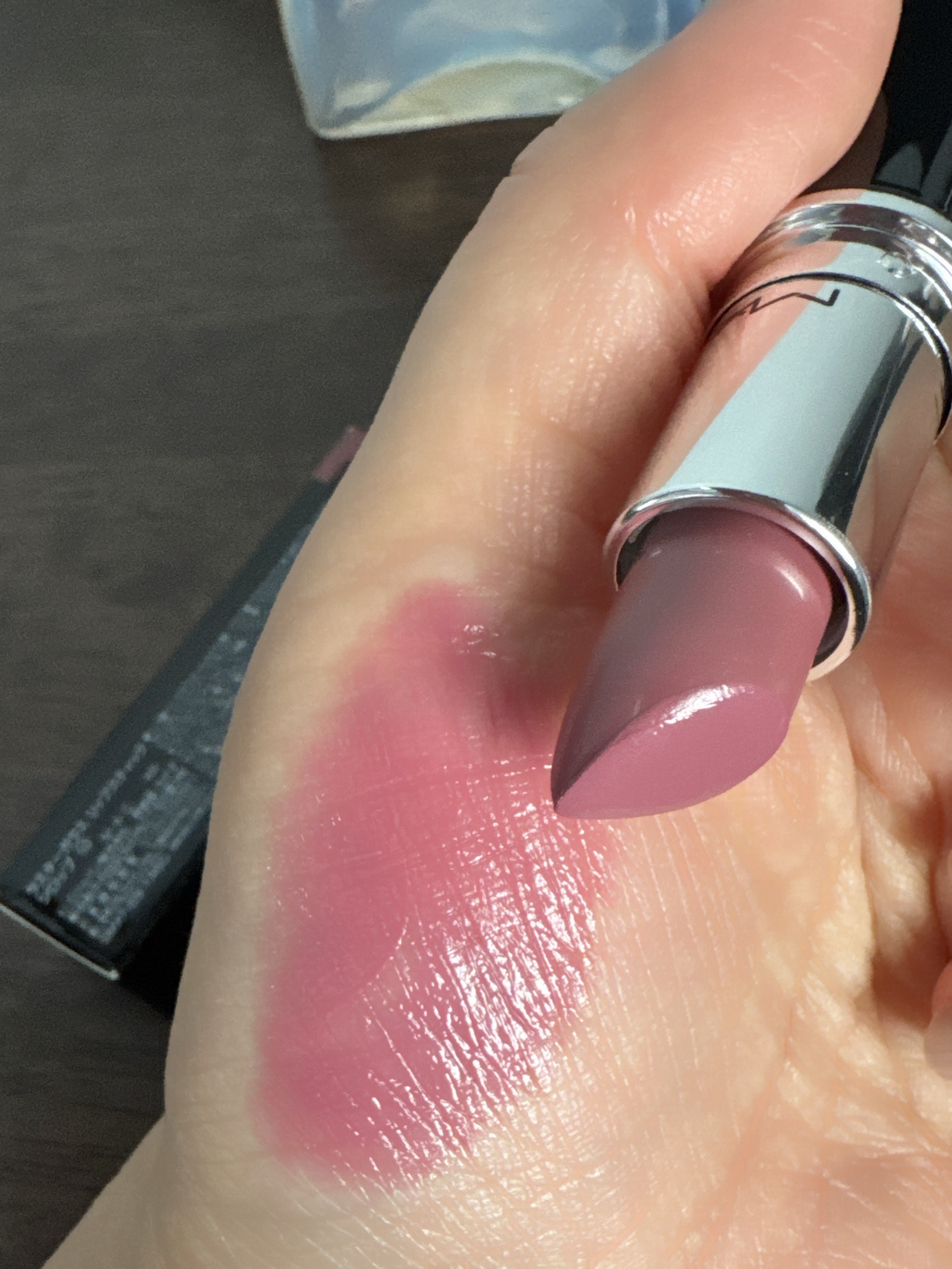 ラスターガラス リップスティック/M・A・C/口紅を使ったクチコミ（3枚目）