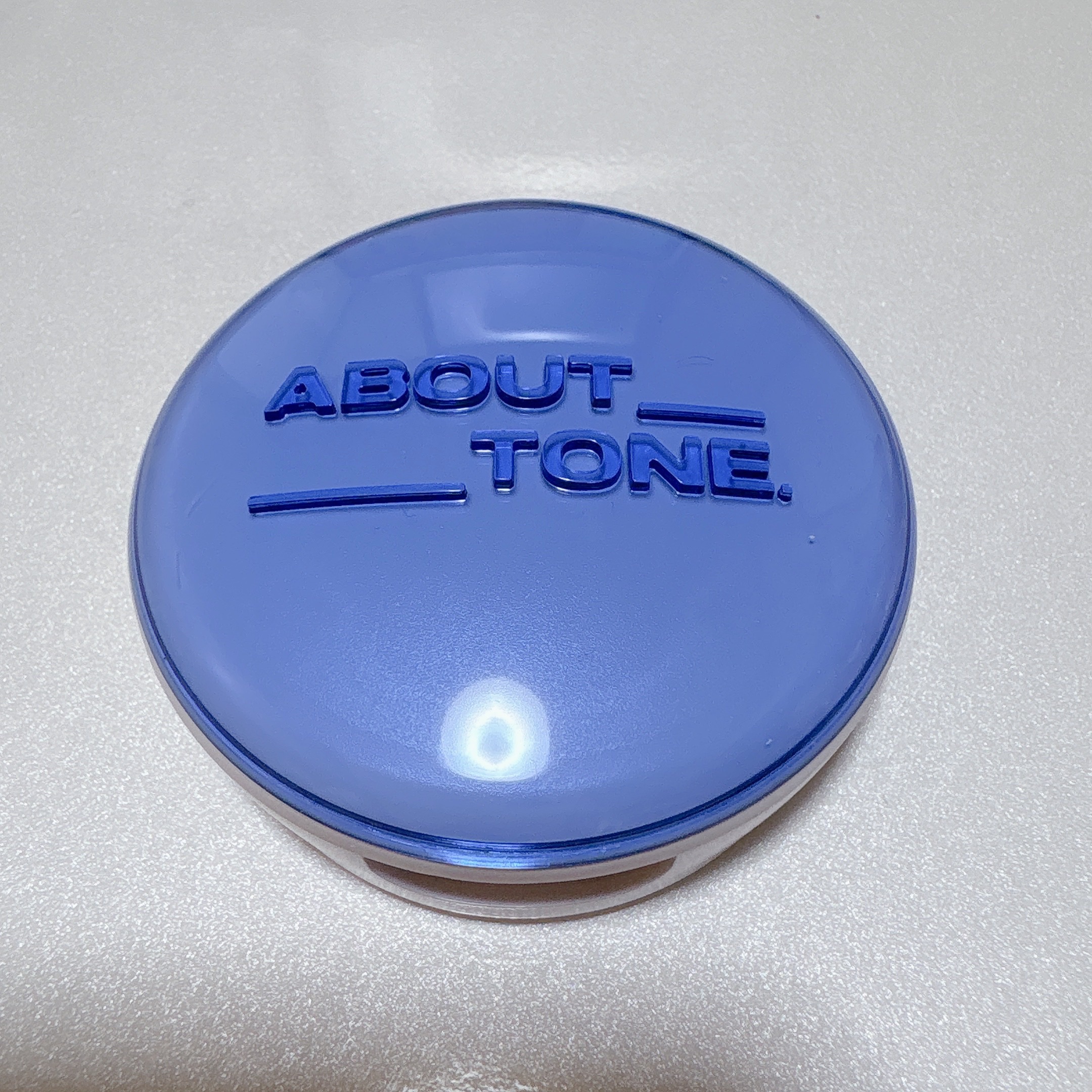 エアーフィットパウダーパクト/ABOUT TONE/プレストパウダーを使ったクチコミ（2枚目）