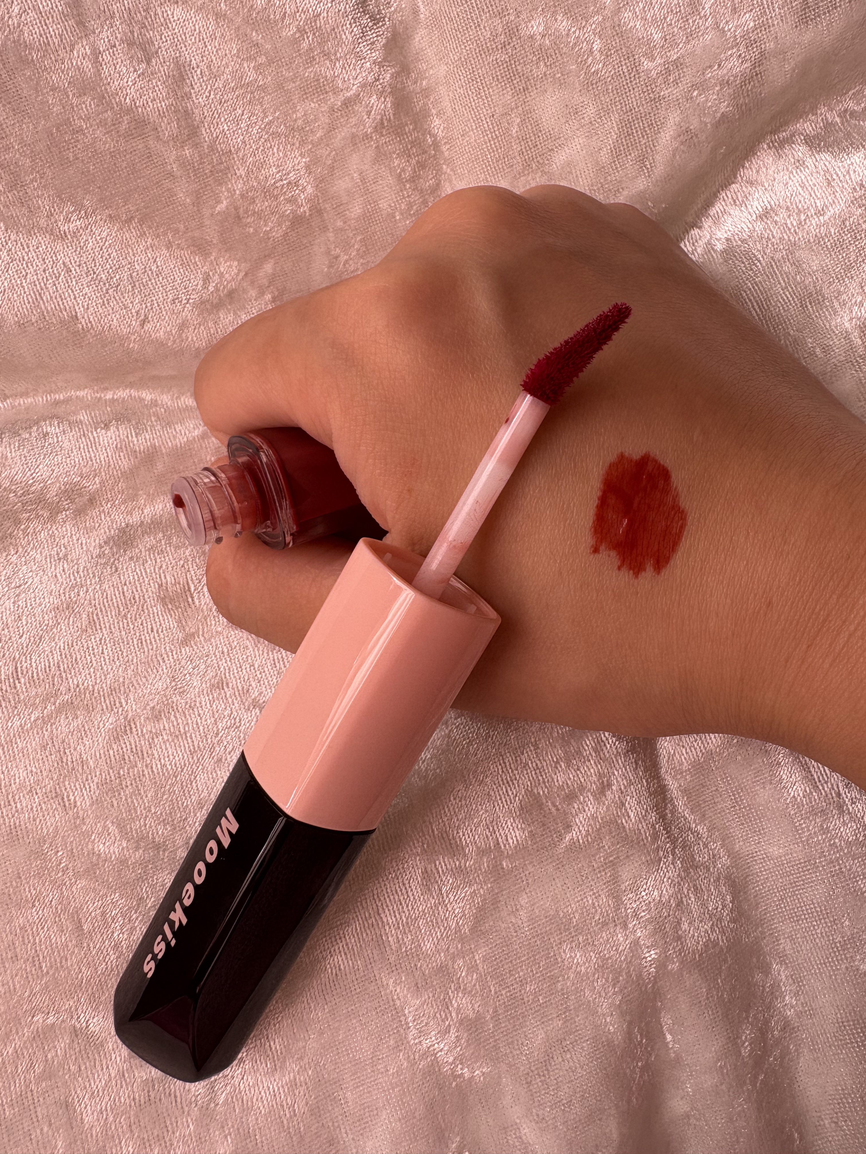 デュアルエフェクトエッセンスリップグロス/Mooekiss/リップグロスを使ったクチコミ（2枚目）