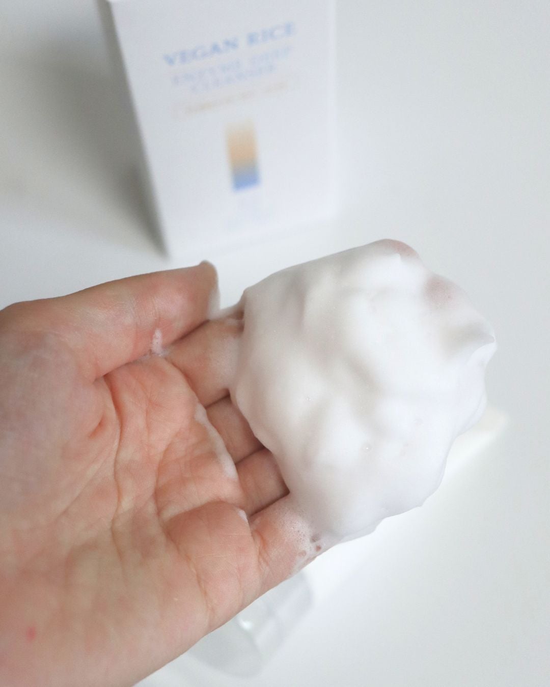 雪@フォロバ100 on LIPS 「ヴィーガンライス酵素ディープクレンザー🍚🫧もっちりした泡が肌を..」(3枚目)
