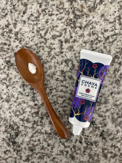 CHAYA cosme ゴールドインハンドクリーム紅い梅の香り/CHAYA cosme/ハンドクリームを使ったクチコミ(2枚目)