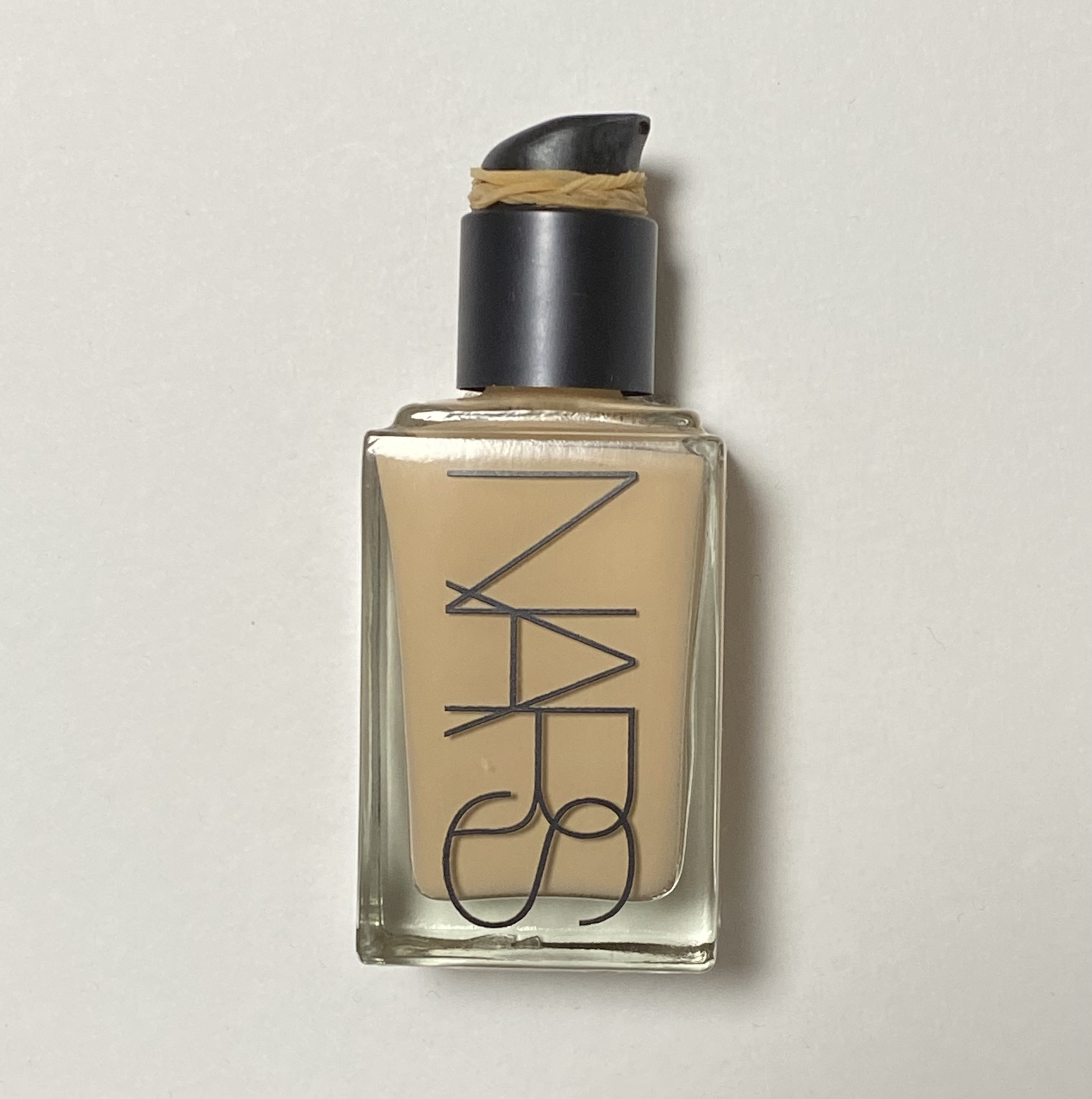 ライトリフレクティング ファンデーション 02166/NARS/リキッドファンデーションを使ったクチコミ（2枚目）