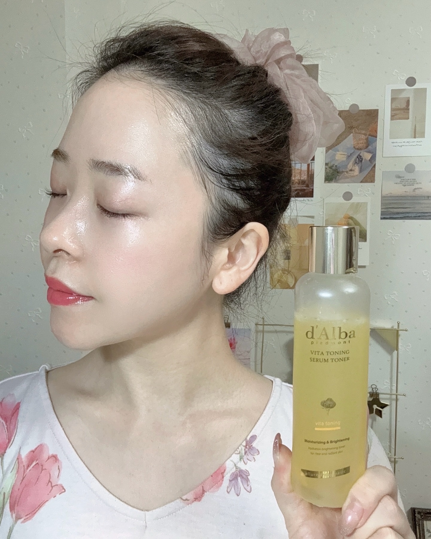 久しぶりにスタメン化粧水の仲間が増えた🥹✨
　
ミストもクリームも持ってるし
昔ビタミンカプセルも何回もリピして買ってた
大好きなダルバ🧡💛
　　
イタリアの「ホワイトトリュフ」を
主原料としているのが特徴。
独自成分のトリュフェロー