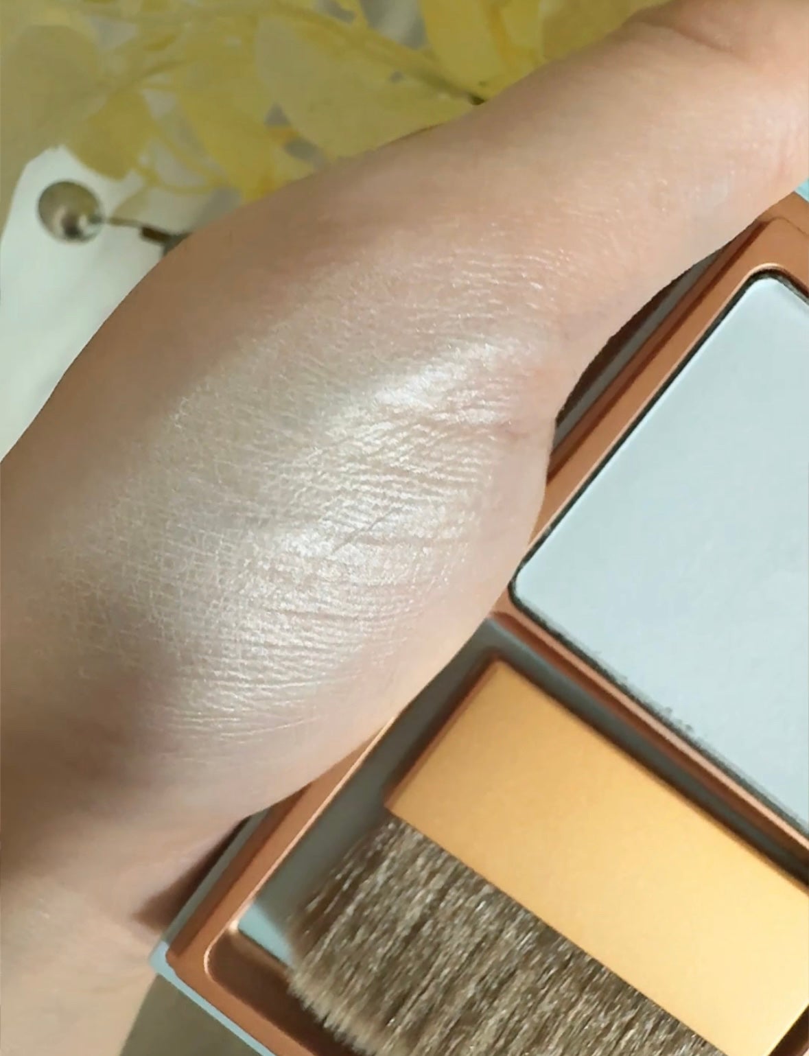 RMK ブリスフル エアー フェイスパウダー/RMK/プレストパウダーを使ったクチコミ(2枚目)