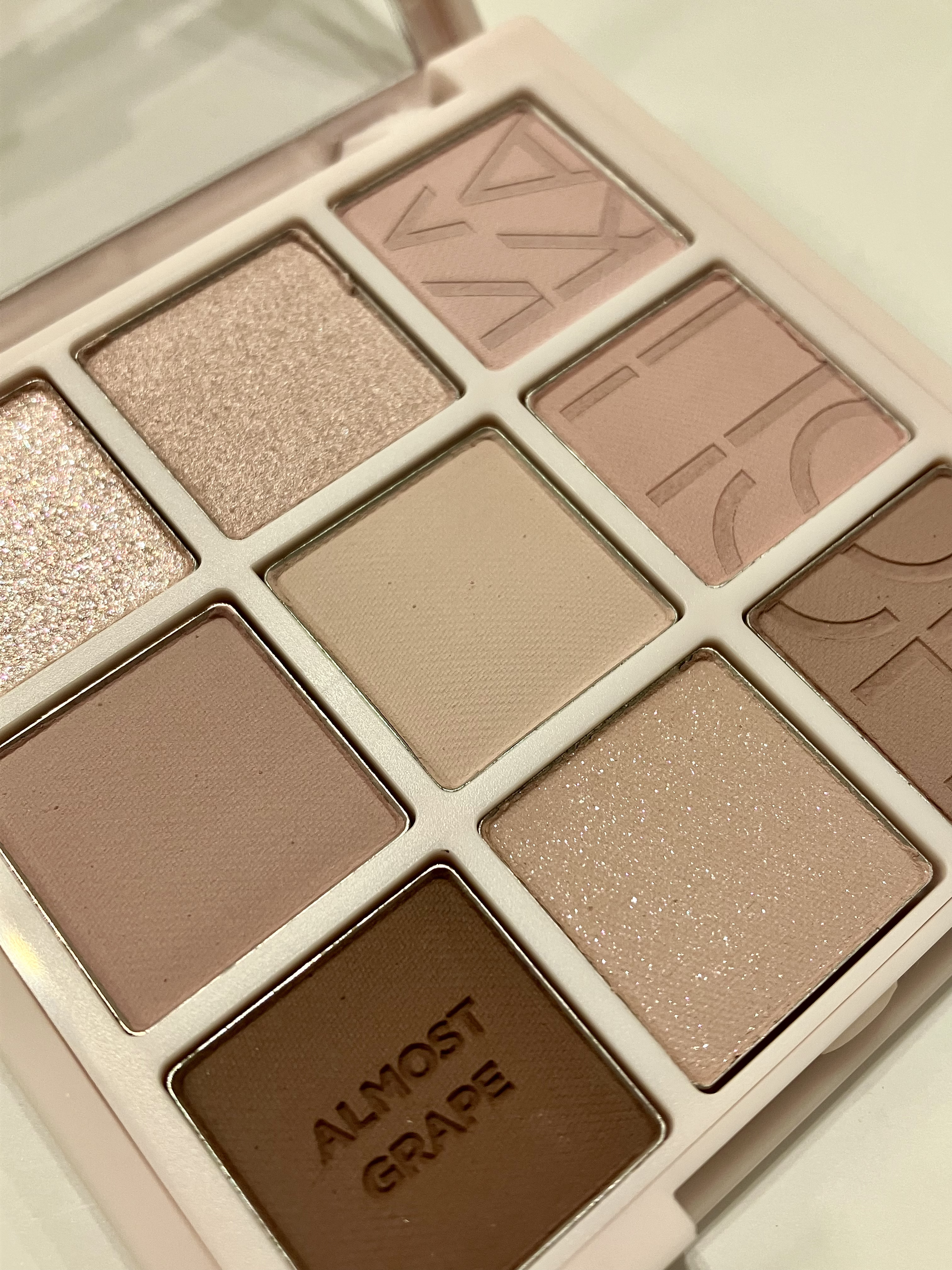 マイフェイブムードアイパレット 9カラー/HOLIKA HOLIKA/アイシャドウパレットを使ったクチコミ（2枚目）