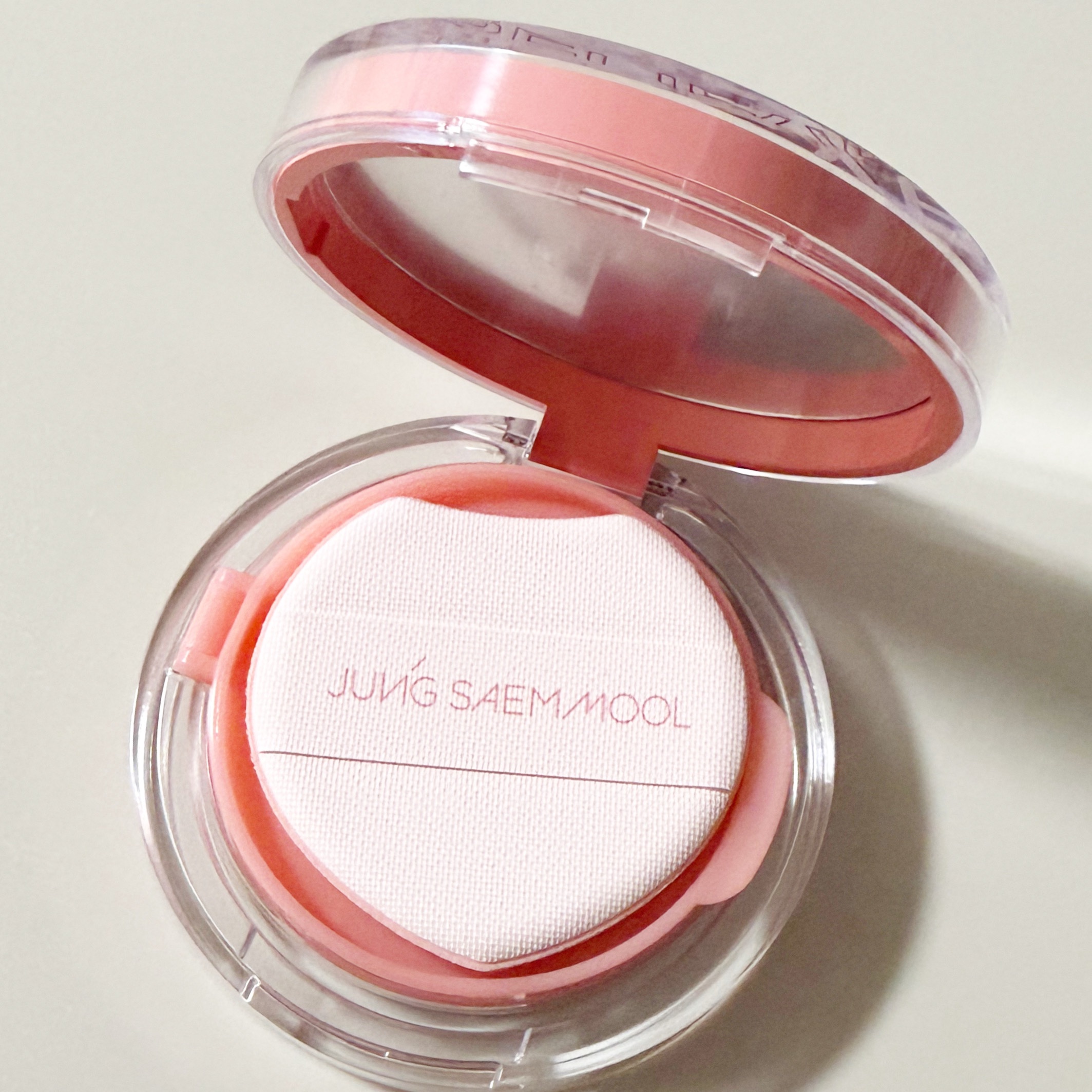 アーティストクッションブラッシュ/JUNG SAEM MOOL/リキッドチークを使ったクチコミ（2枚目）