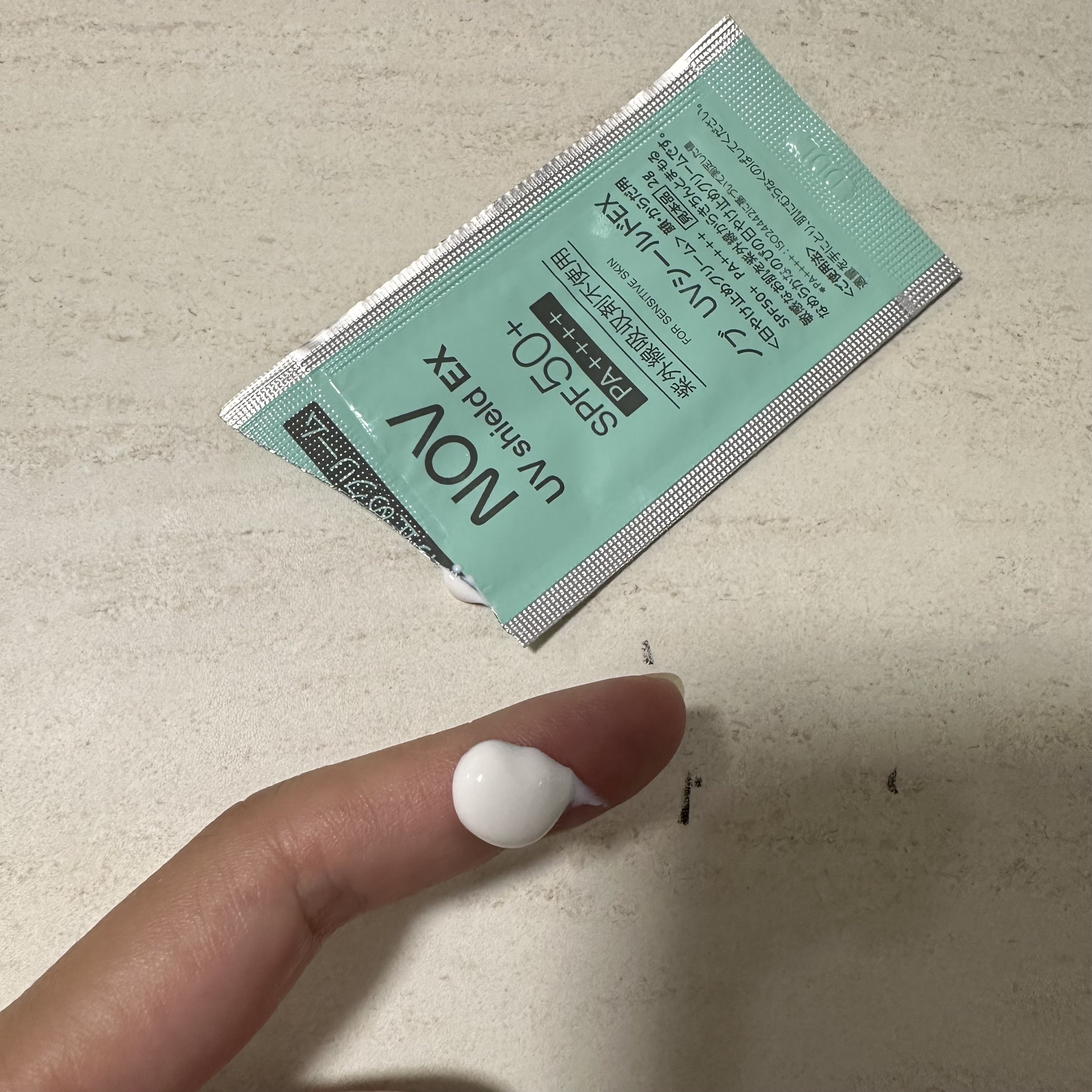 UVシールドEX/NOV/日焼け止めクリームを使ったクチコミ（2枚目）