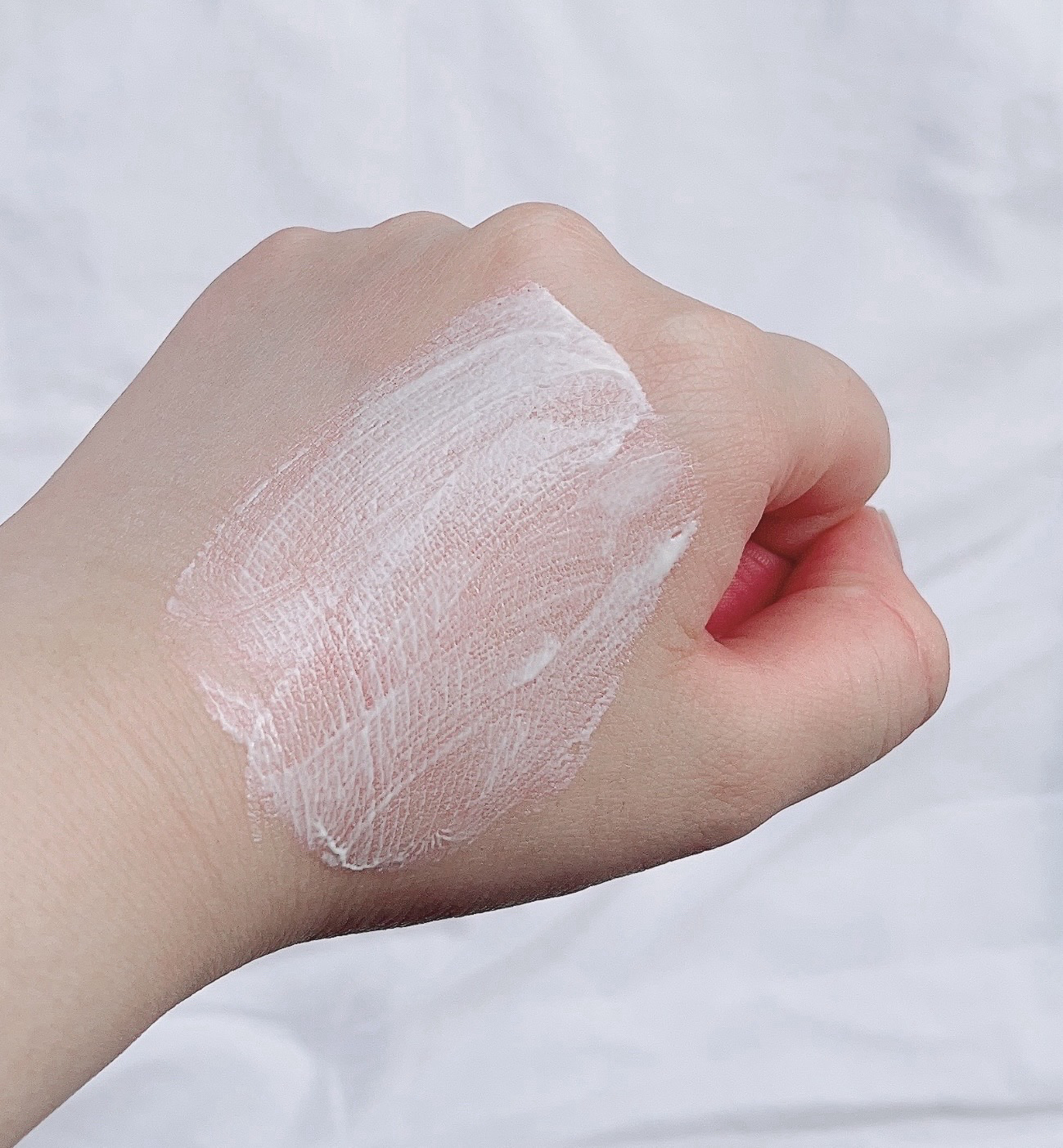 ビオレUV アクアリッチ ライトアップエッセンス 70g/ビオレ/日焼け止めクリームを使ったクチコミ（3枚目）