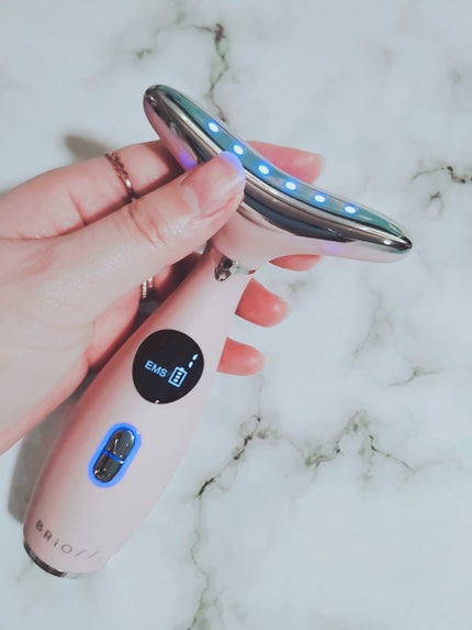 ネックケアリフト/BRiOSS(ブリオス)/ボディケア美容家電を使ったクチコミ(2枚目)