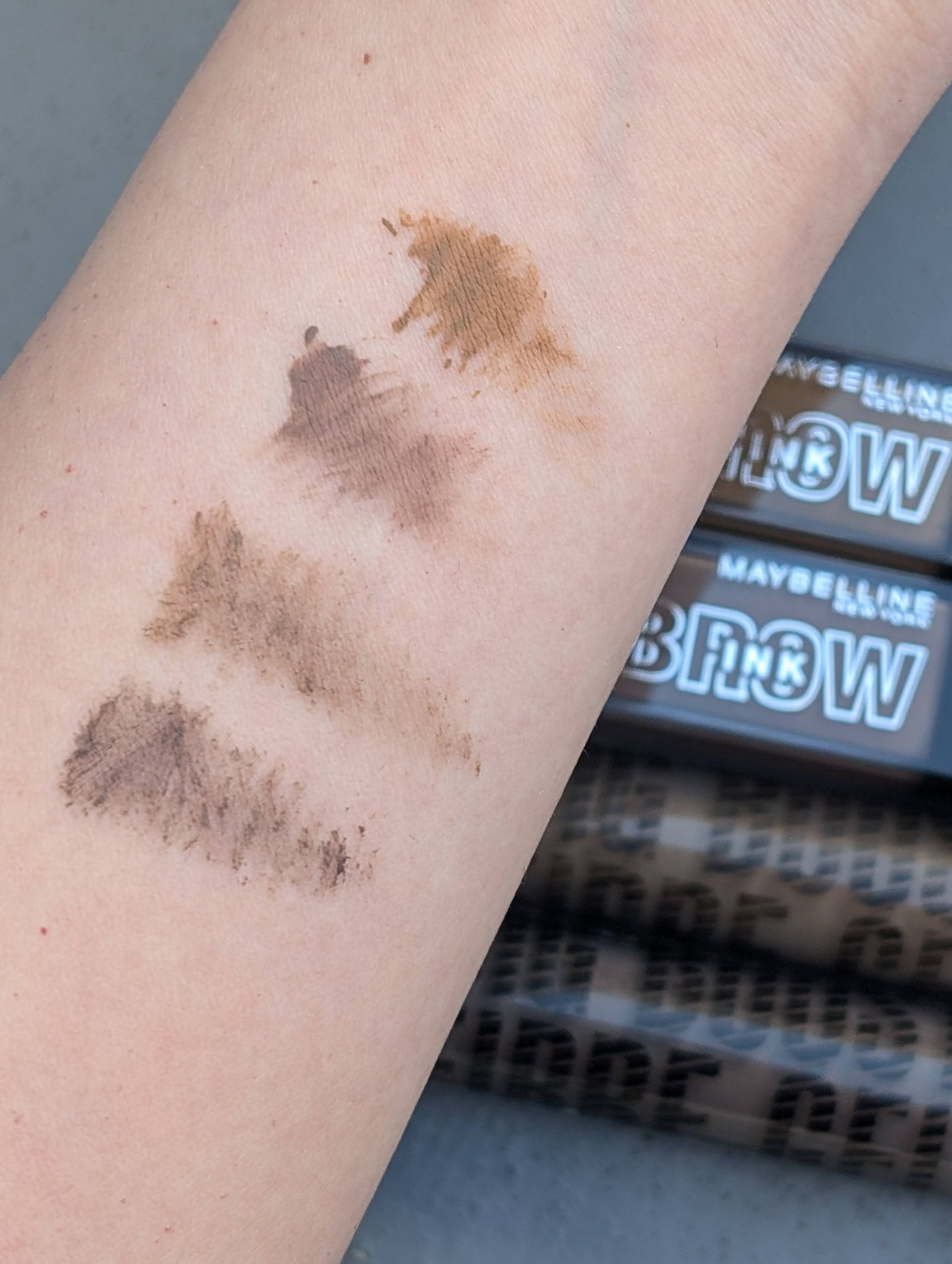 アイブロウ ビッグ ブースト ファイバー ジェル/M・A・C/眉マスカラを使ったクチコミ（3枚目）