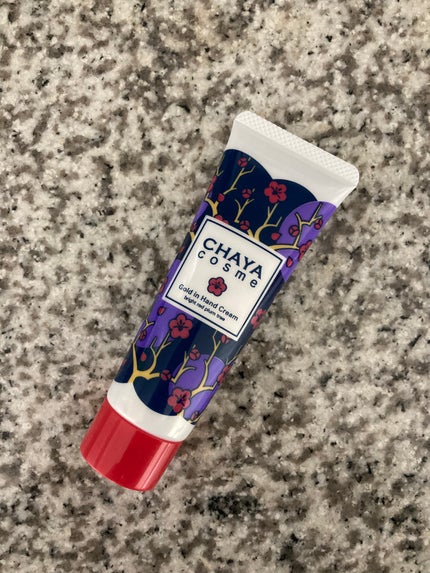 CHAYA cosme ゴールドインハンドクリーム紅い梅の香り/CHAYA cosme/ハンドクリームを使ったクチコミ(1枚目)