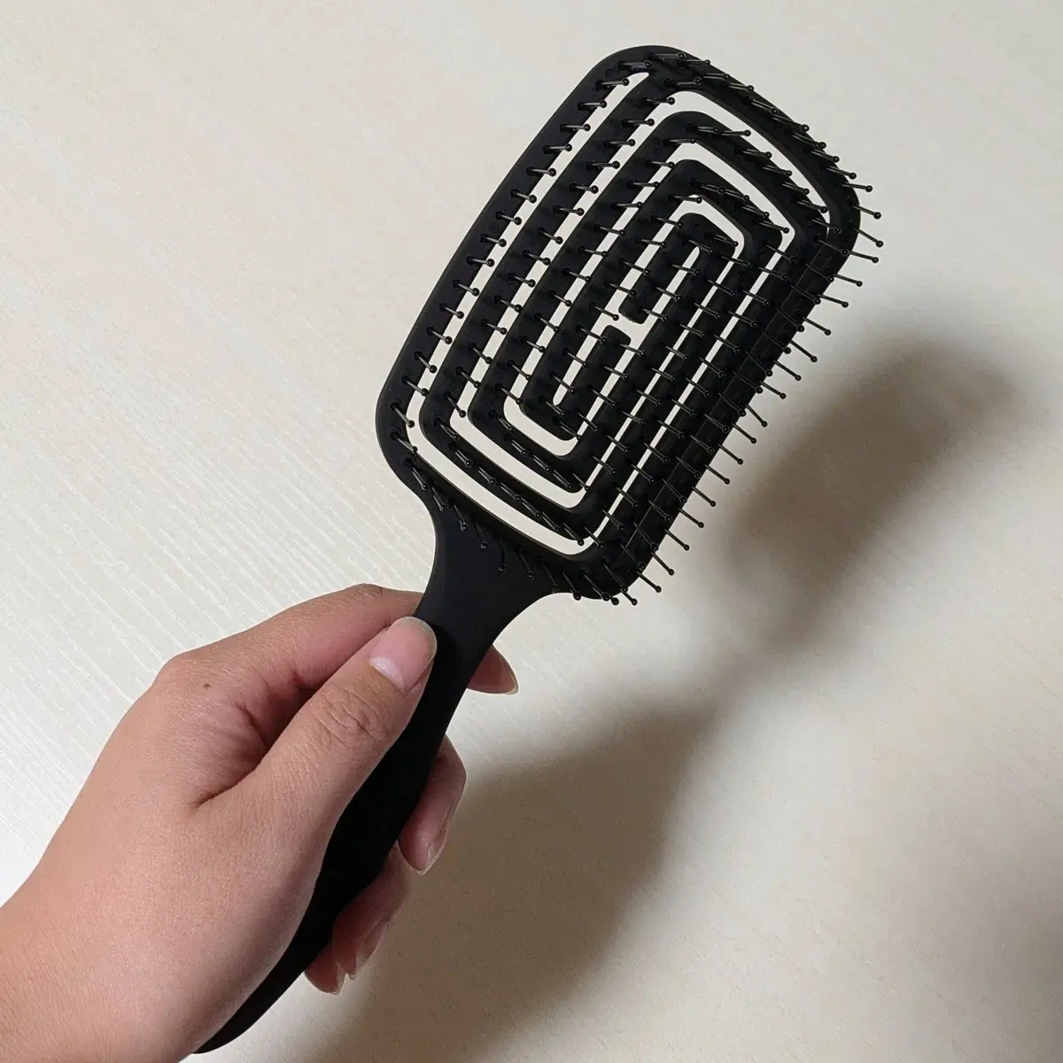 87saku ハナサク 速乾ブラシ/87saku/ヘアブラシを使ったクチコミ(2枚目)