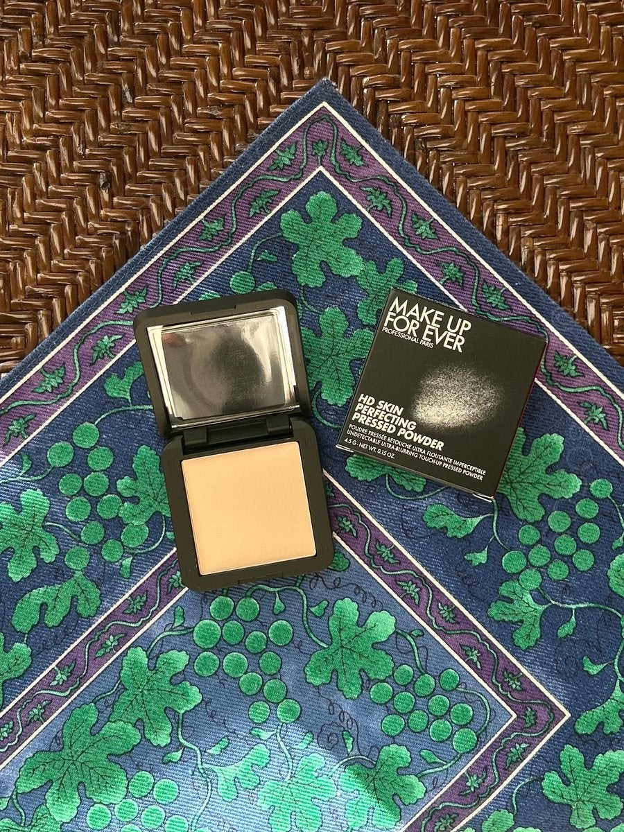 MAKE UP FOR EVER HDスキン プレストパウダーのクチコミ「メイクアップフォーエバー HDスキン プレストパウダー 1.1

4種類のブラーリングパウダー.....」（2枚目）