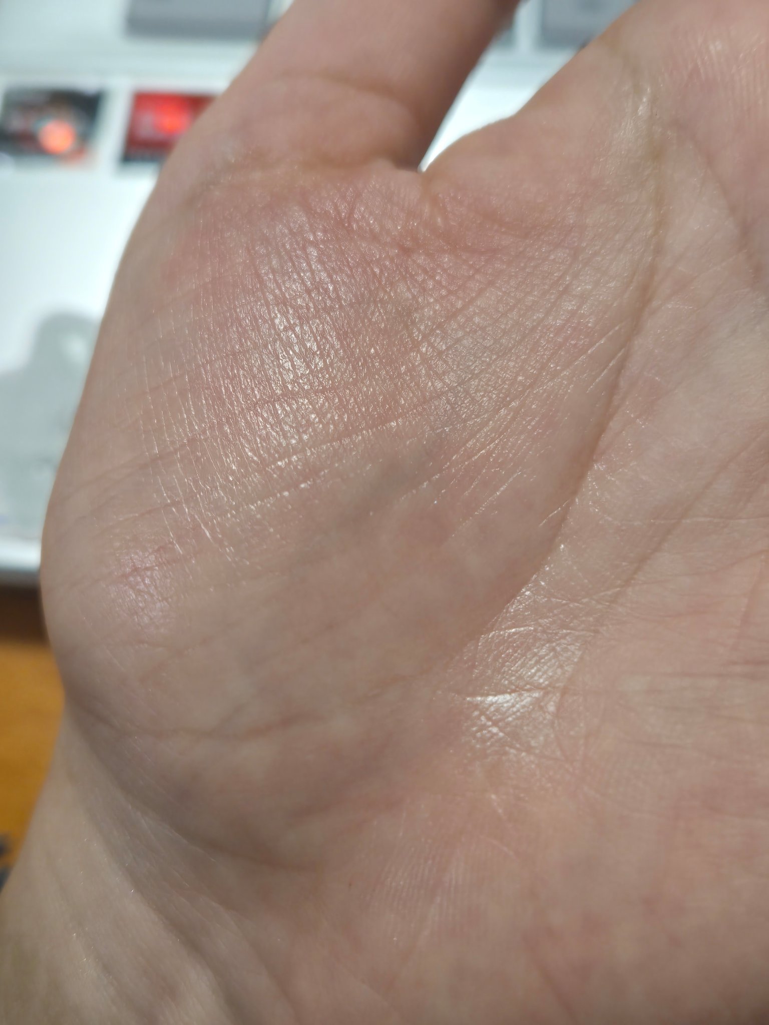 珠玉流光リップティント/花西子/リップティントを使ったクチコミ（3枚目）