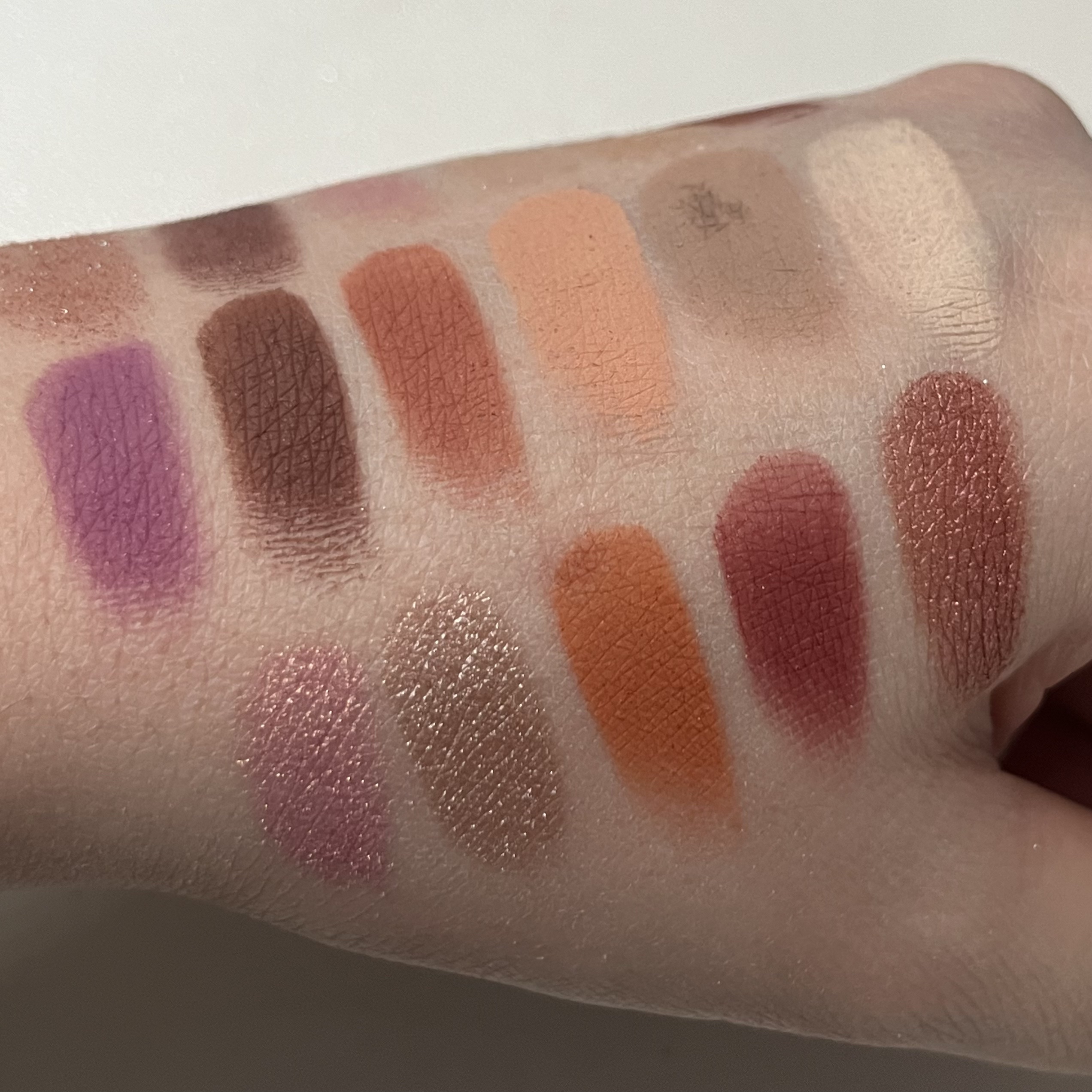 フーダビューティ デザート ダスク アイシャドウパレット/Huda Beauty/アイシャドウパレットを使ったクチコミ（2枚目）