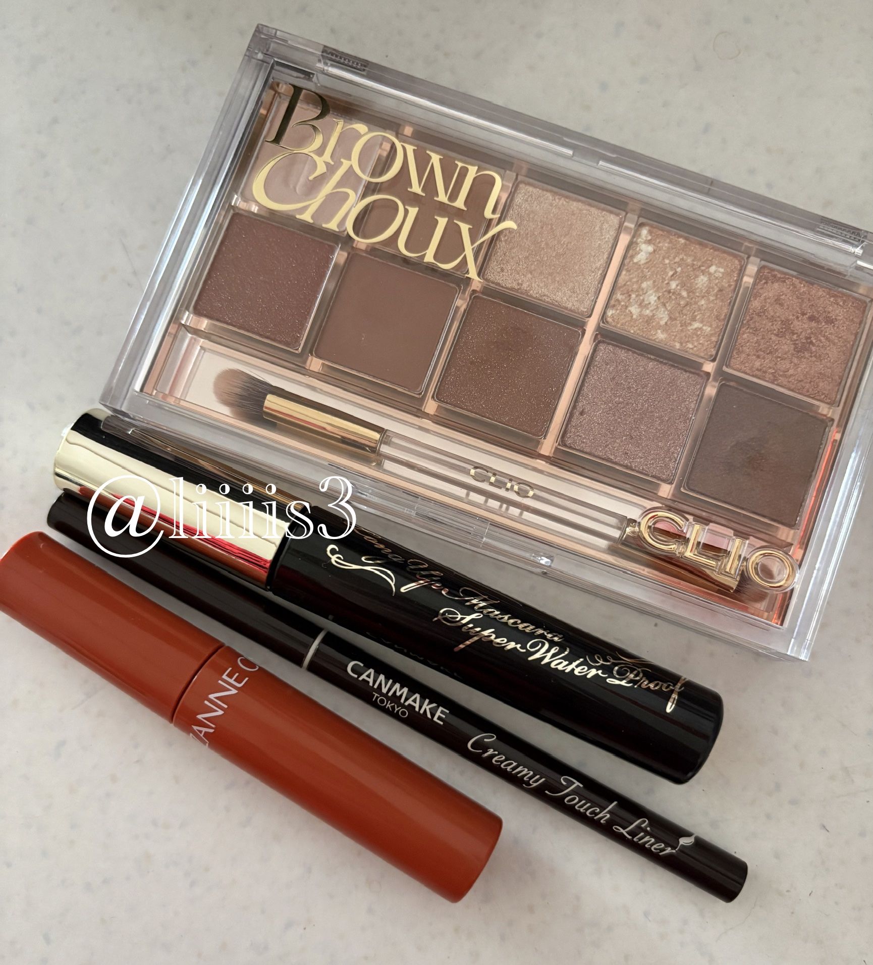 ＼今日のメイク／

✔️CLIO
プロ アイ パレット 02 BROWN CHOUX

✔️キャンメイク
クリーミータッチライナー 03 ダークブラウン

✔️ヒロインメイク
ロングUPマスカラ スーパーWP 01 ブラック

✔️CEZA