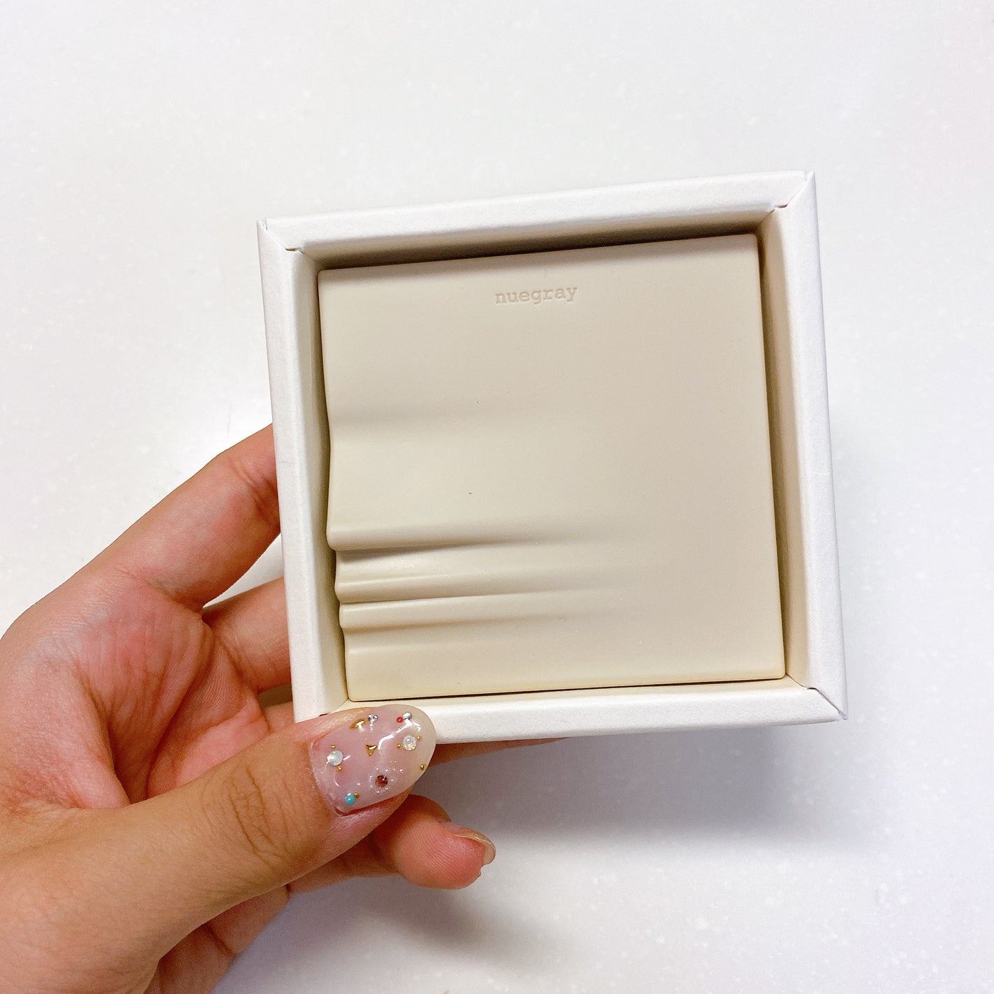 エッセンシャルアイパレット/nuegray/アイシャドウパレットを使ったクチコミ(2枚目)