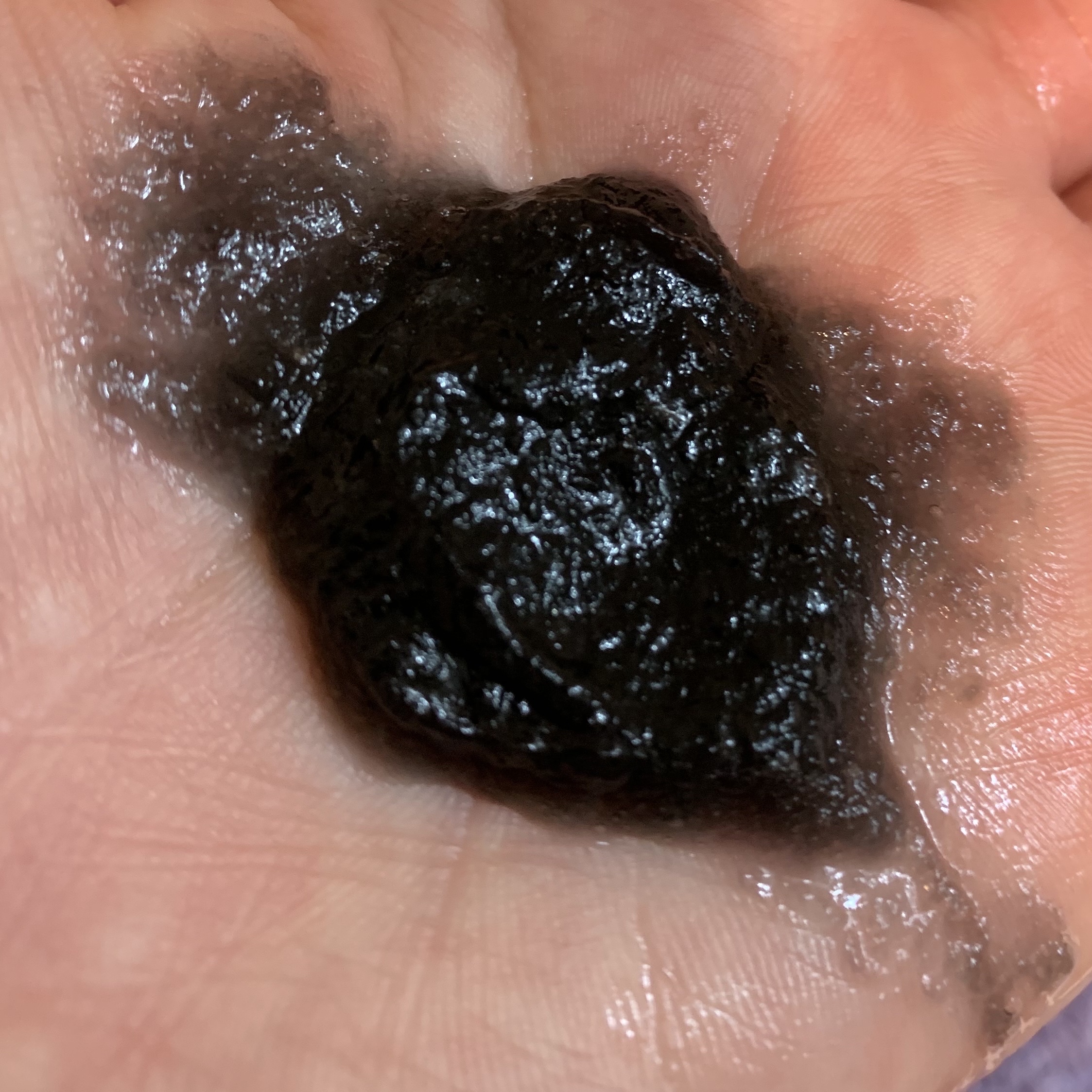 BLACK JELLY WASH（ブラックジェリーウォッシュ）/PLUEST/その他洗顔料を使ったクチコミ（2枚目）