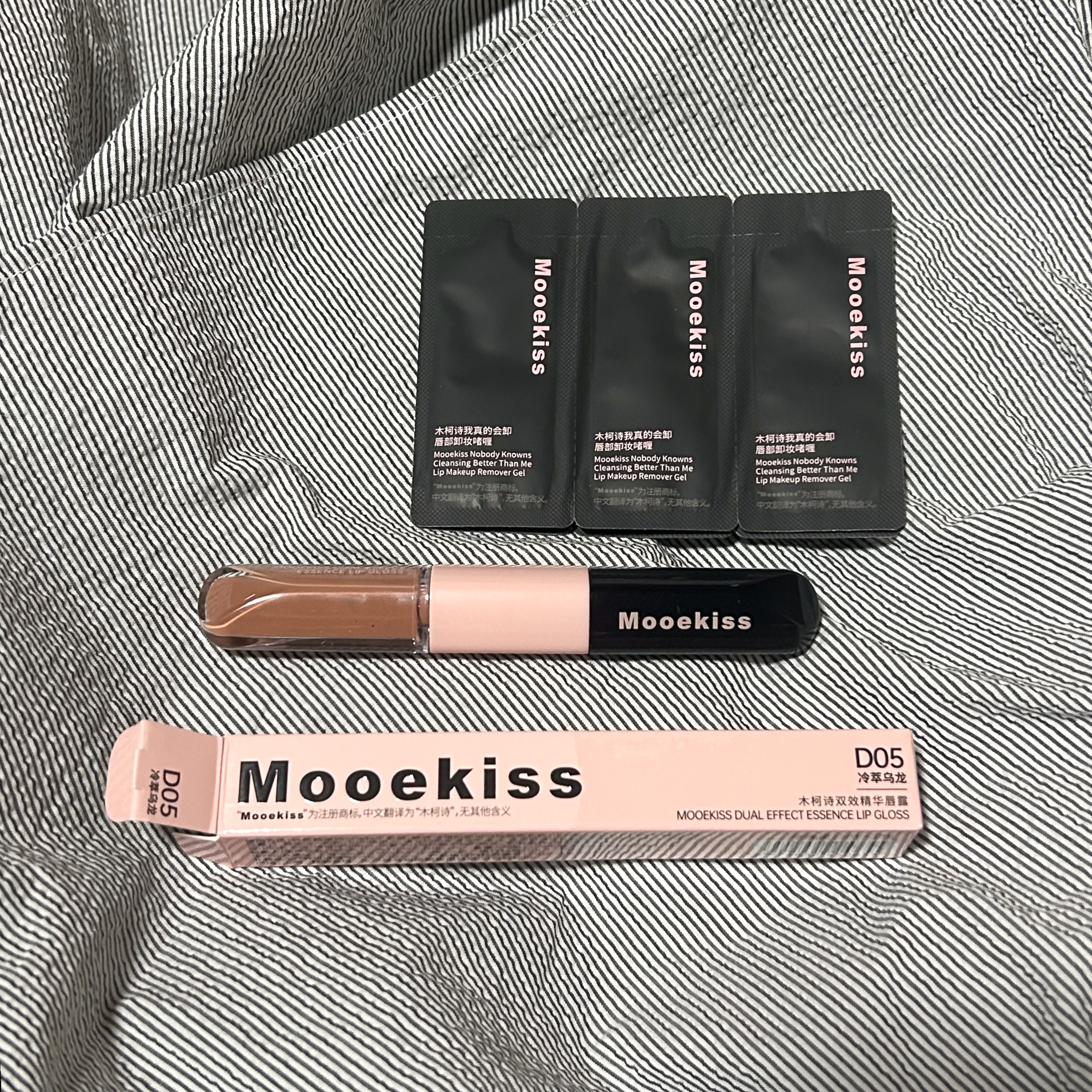 デュアルエフェクトエッセンスリップグロス/Mooekiss/リップグロスを使ったクチコミ（1枚目）