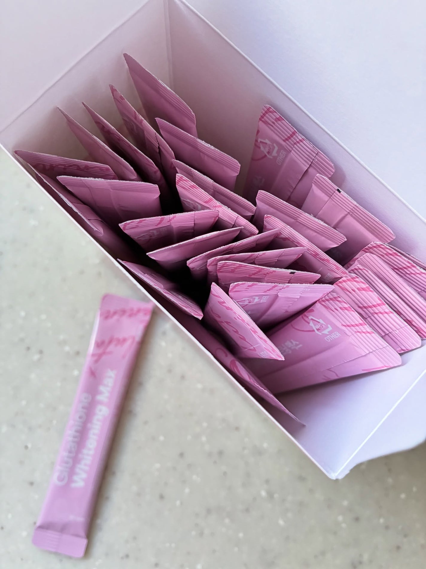 グルタチオンホワイトニングマックス/DR.GETIT/美容サプリメントを使ったクチコミ(2枚目)