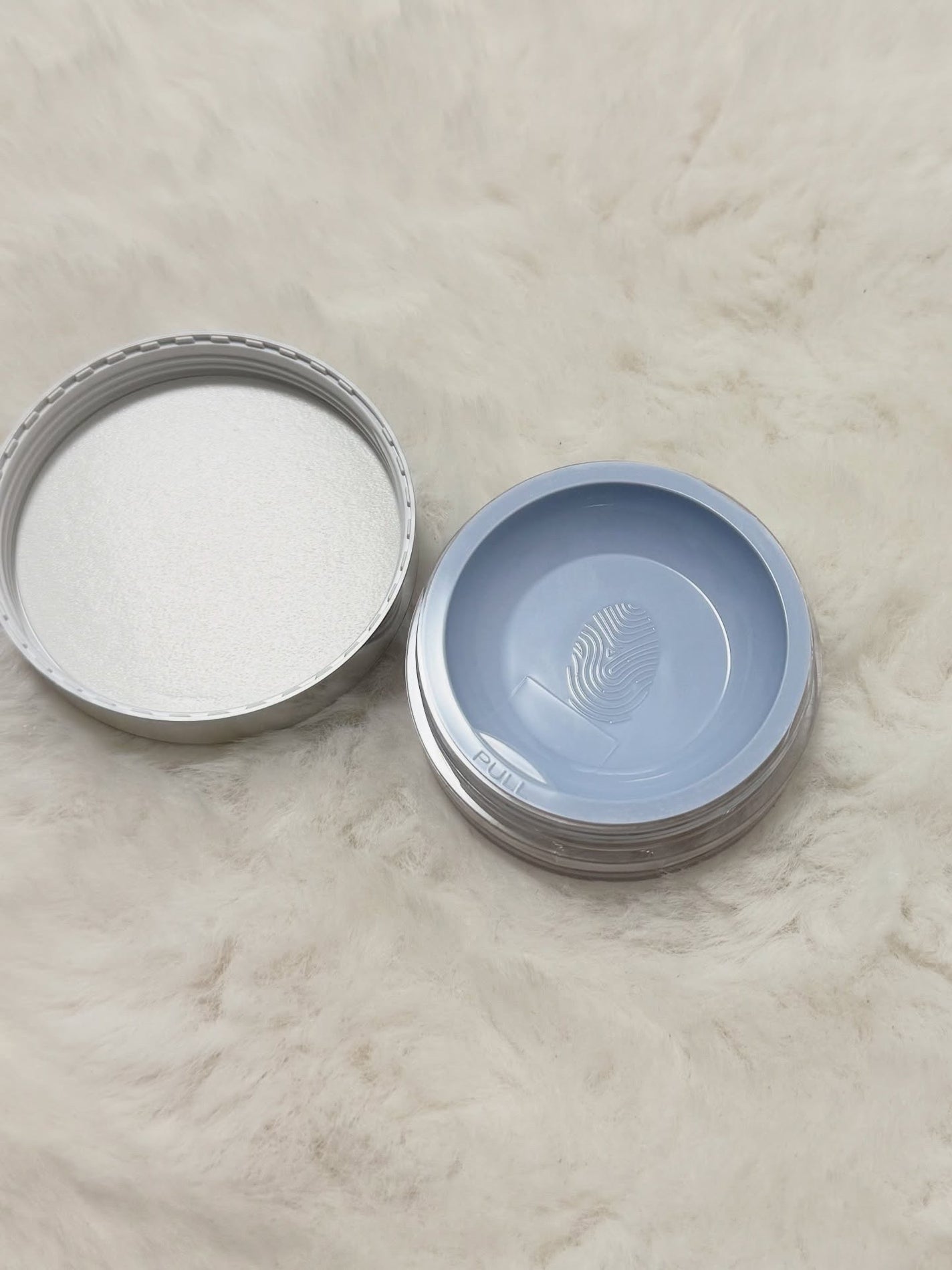 トランスルーセントセットエッセンシャルパウダー/TFIT/ルースパウダーを使ったクチコミ(3枚目)