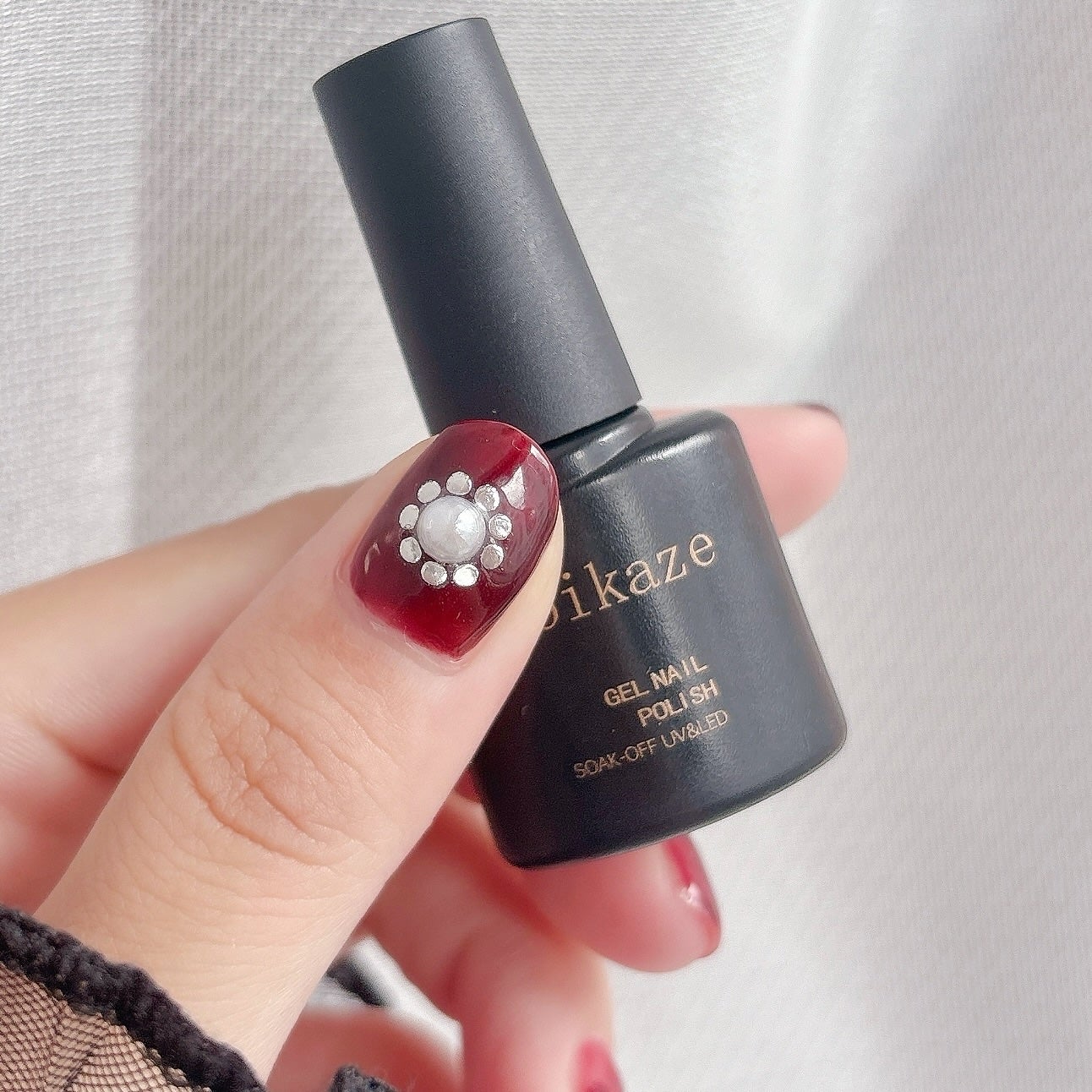 𝘼𝙮𝙪 ❦ 𝑆𝑒𝑙𝑓 𝑁𝑎𝑖𝑙 on LIPS 「❥こんばんは𓂅꙳𖤐セルフネイラーの@au_nailです♡先..」(3枚目)