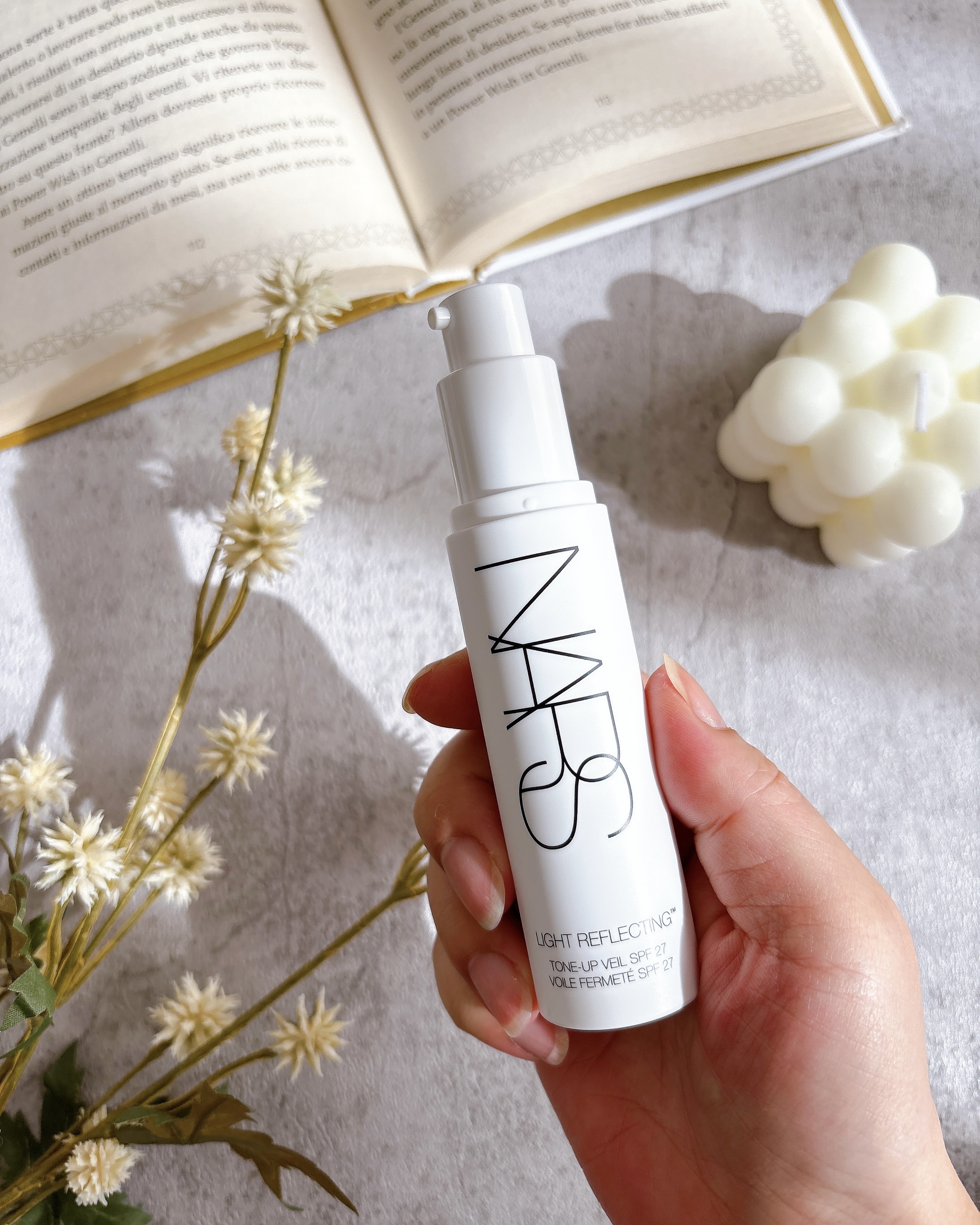 ライトリフレクティング　トーンアップヴェール/NARS/化粧下地を使ったクチコミ（2枚目）