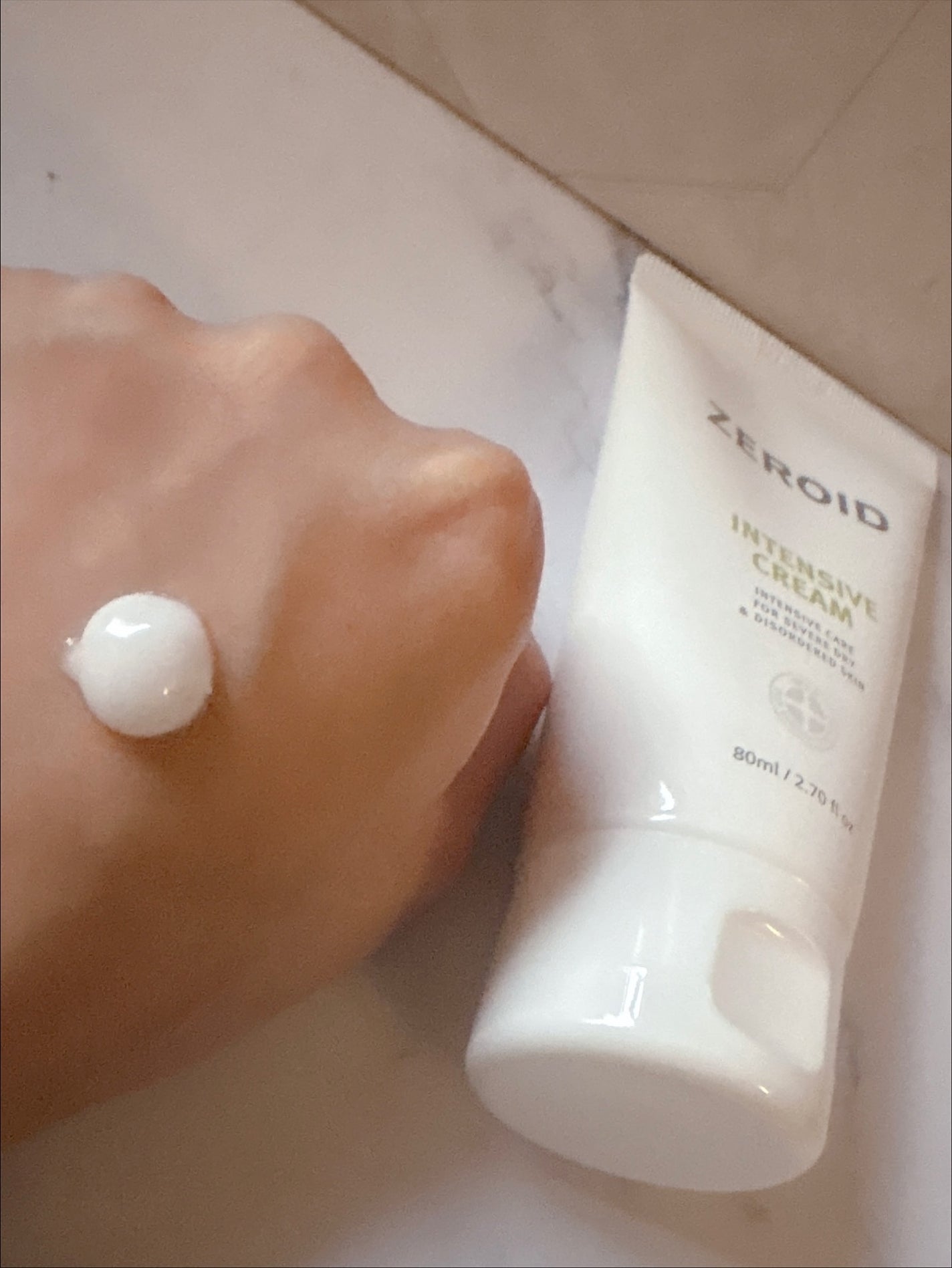 インテンシブクリーム/ZEROID/フェイスクリームを使ったクチコミ(3枚目)