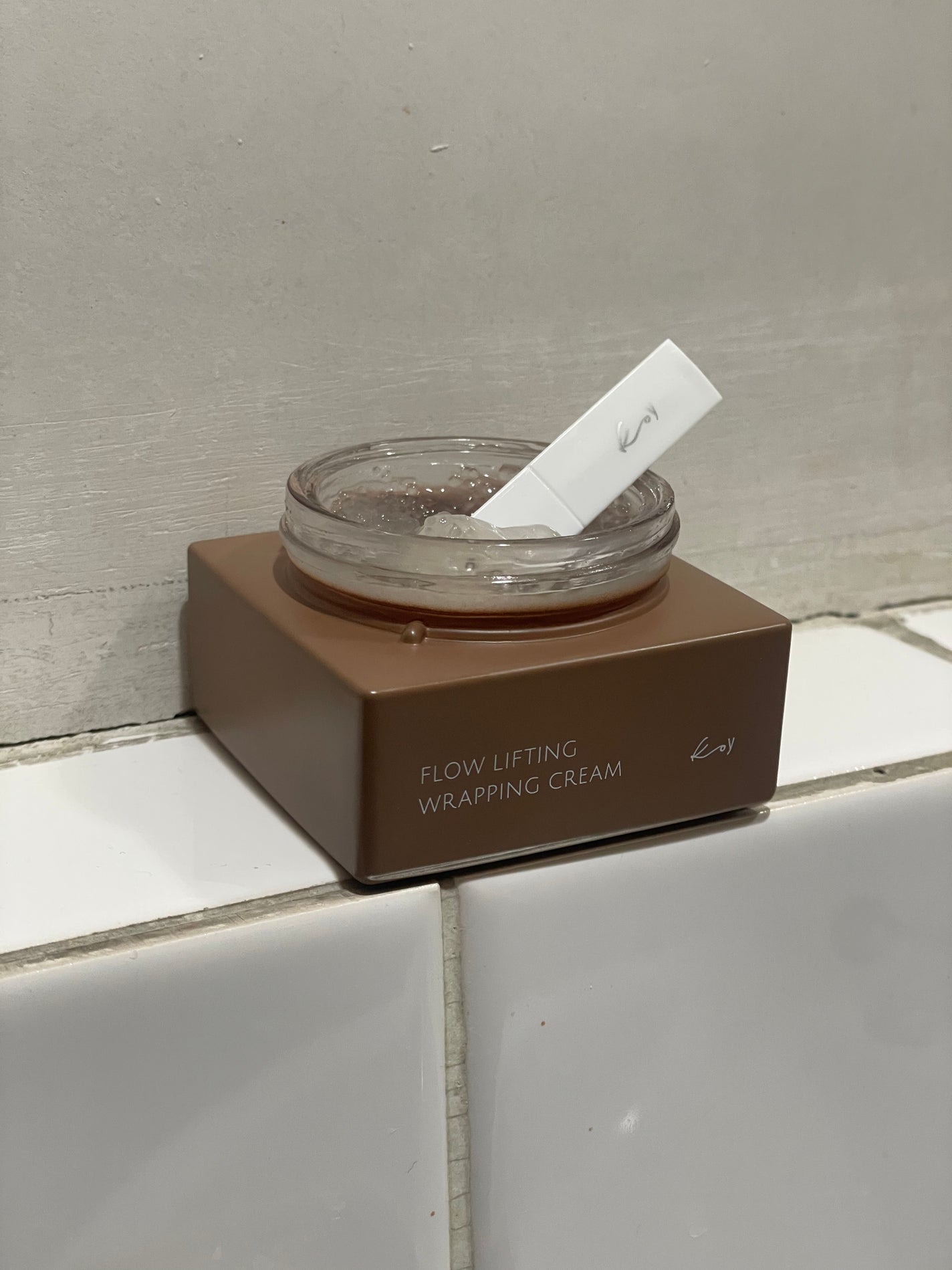 フローリフティングラッピングクリーム/koy/フェイスクリームを使ったクチコミ(4枚目)
