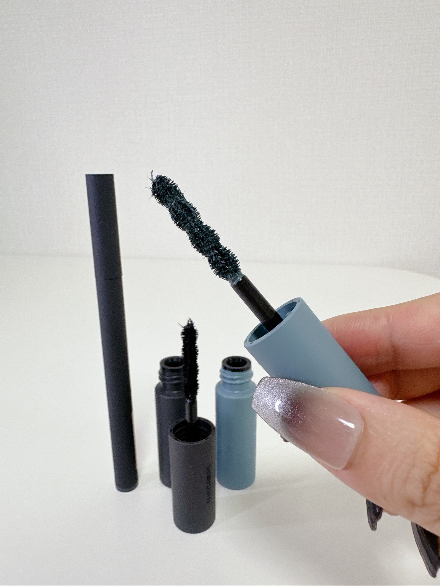 フェアリードロップス クアトロラッシュ(マスカラ フィルムタイプ)/FAIRYDROPS/マスカラを使ったクチコミ(3枚目)