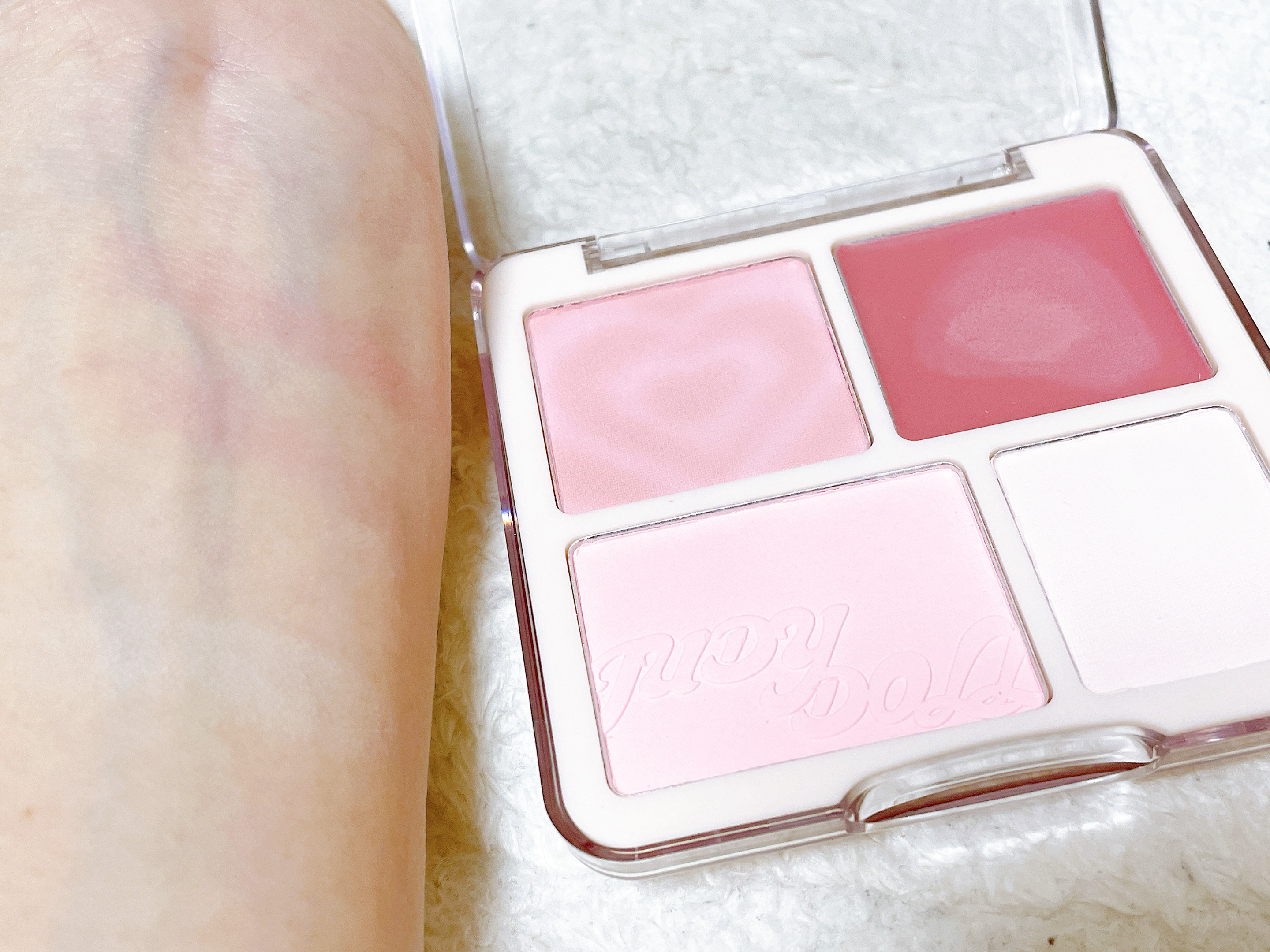 わがままチークハイライター 03 ほて顔チェリー/JUDYDOLL/パウダーチークを使ったクチコミ（2枚目）