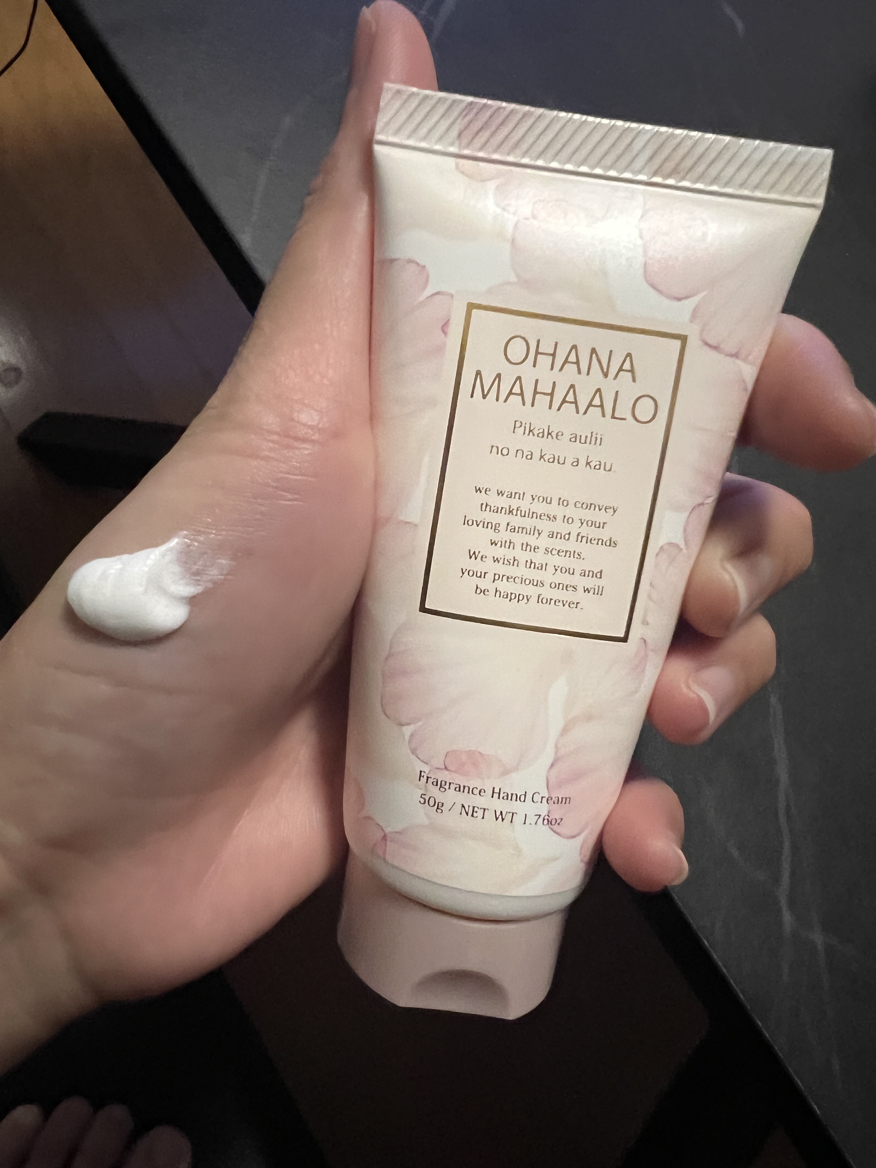 オハナ・マハロ フレグランス ハンドクリーム ピカケ アウリィ/OHANA MAHAALO/ハンドクリームを使ったクチコミ（3枚目）