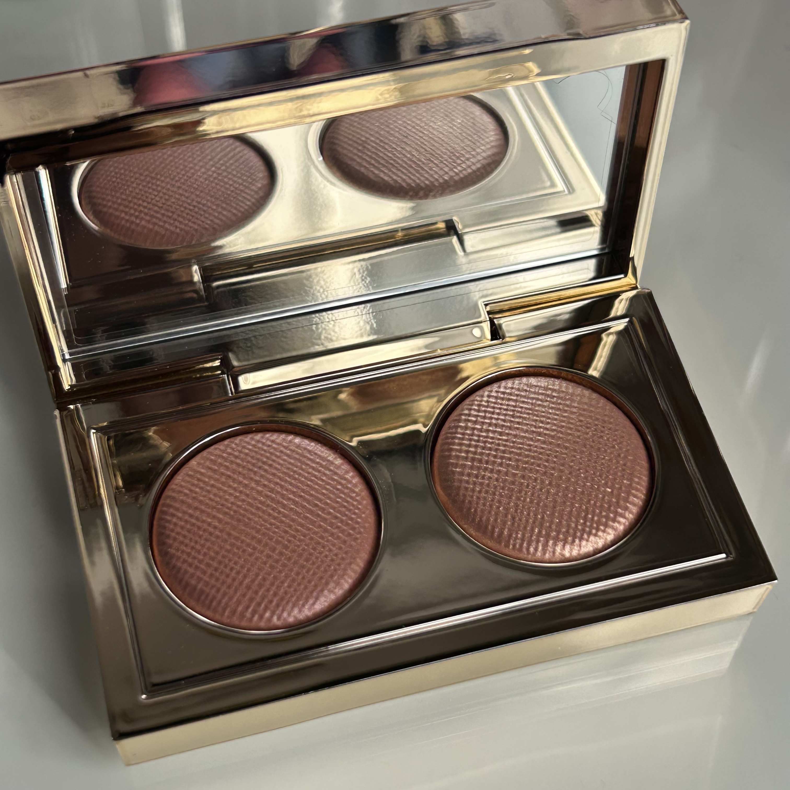 リュクス アイシャドウ デュオ/BOBBI BROWN/アイシャドウパレットを使ったクチコミ（2枚目）