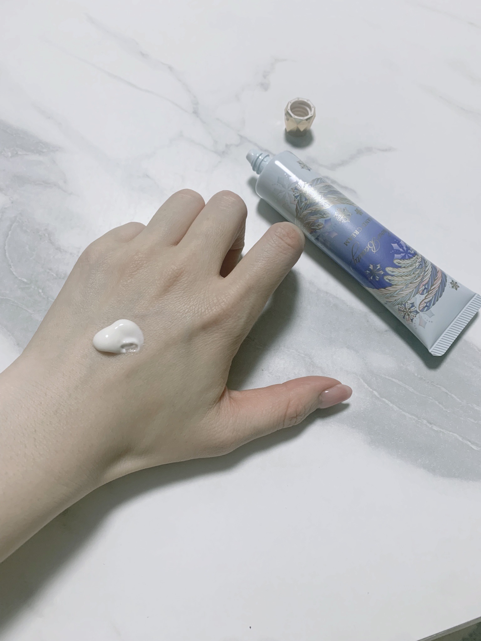 スノービューティー　ブライトニング ハンドクリームA 2025/スノービューティー/ハンドクリームを使ったクチコミ（2枚目）